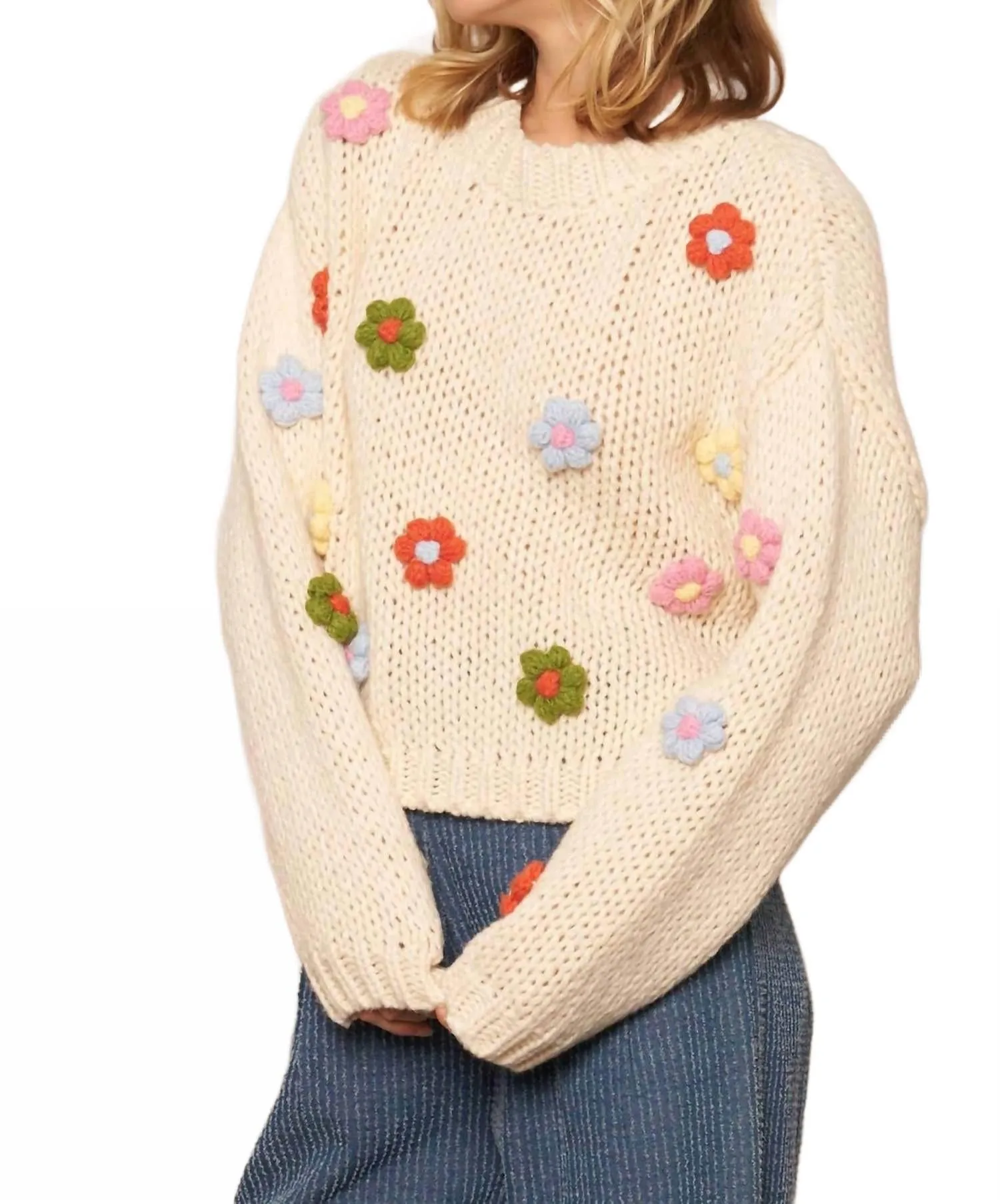 Pull à fleurs 3D en crème