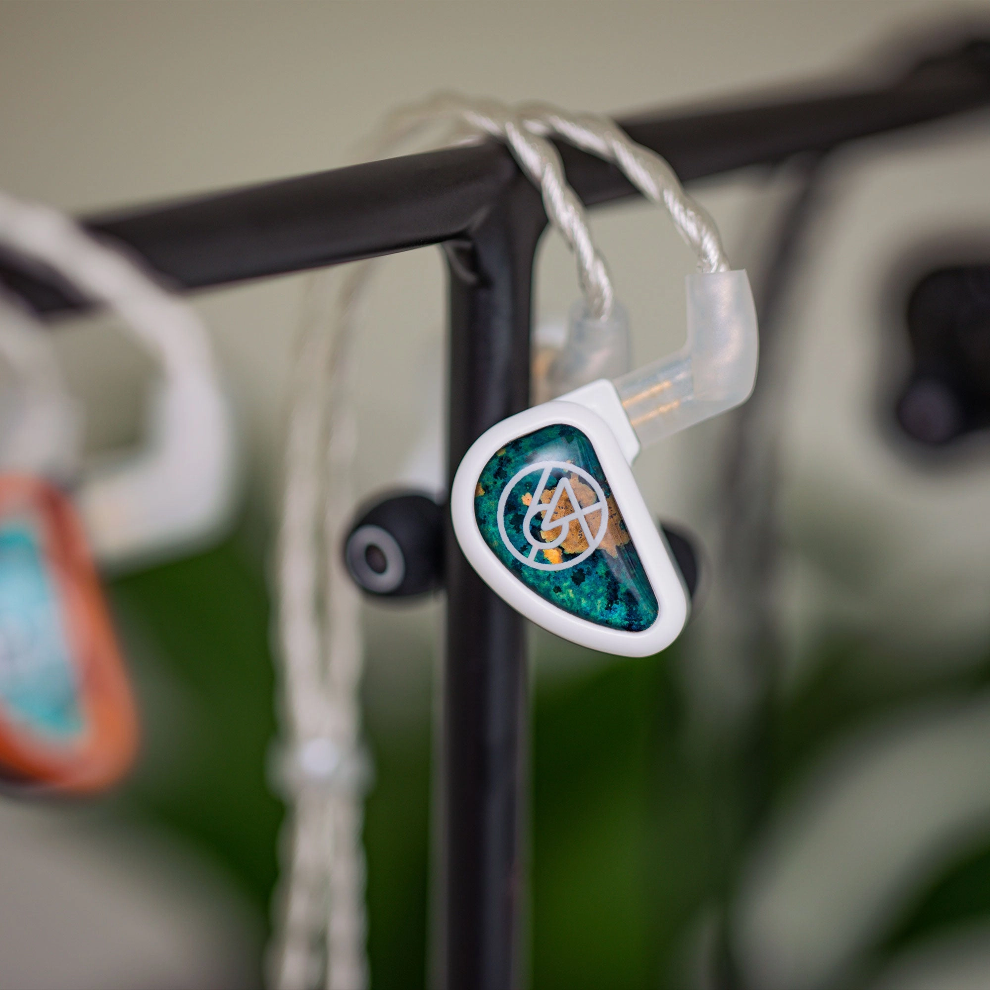 64 Audio Fourt Blanc Universal In-Ear Earphones