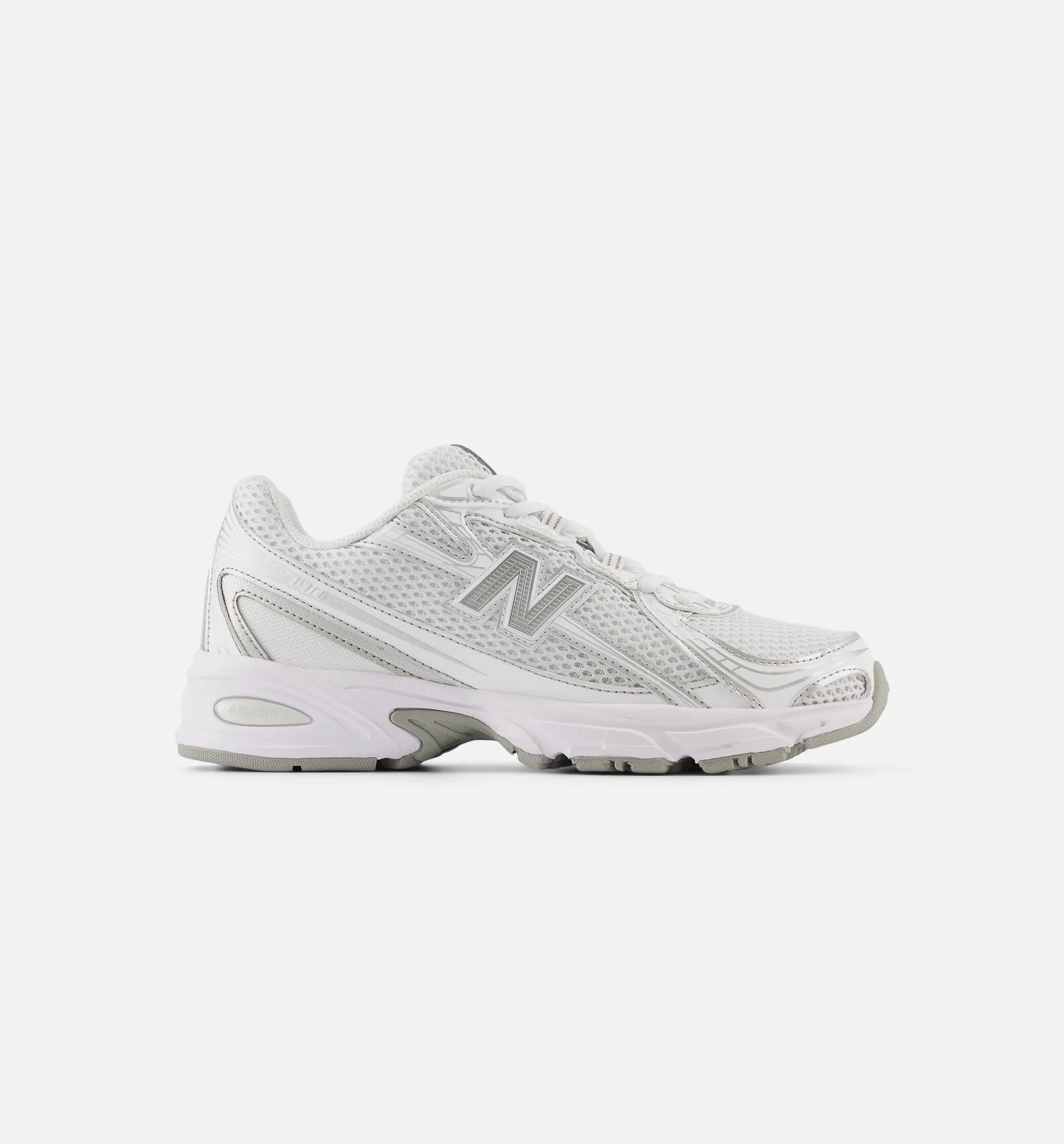 740 White Silver Mens Lifestyle Shoe - White/Silver Metallic/Reflection Comfortable Anti Static Material