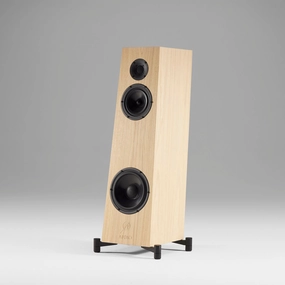  Audio Frigg 02 Loudspeaker
