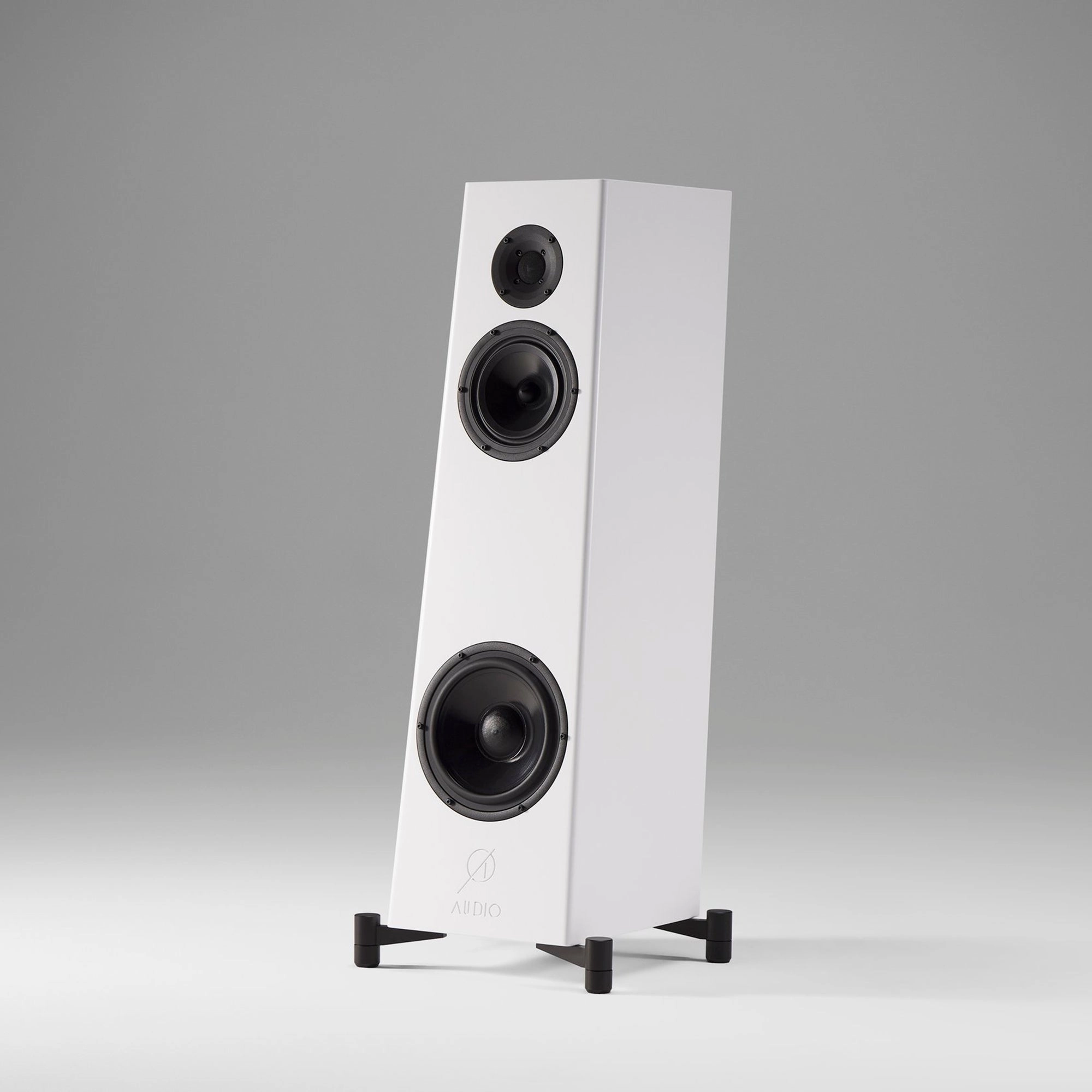  Audio Frigg 02 Loudspeaker