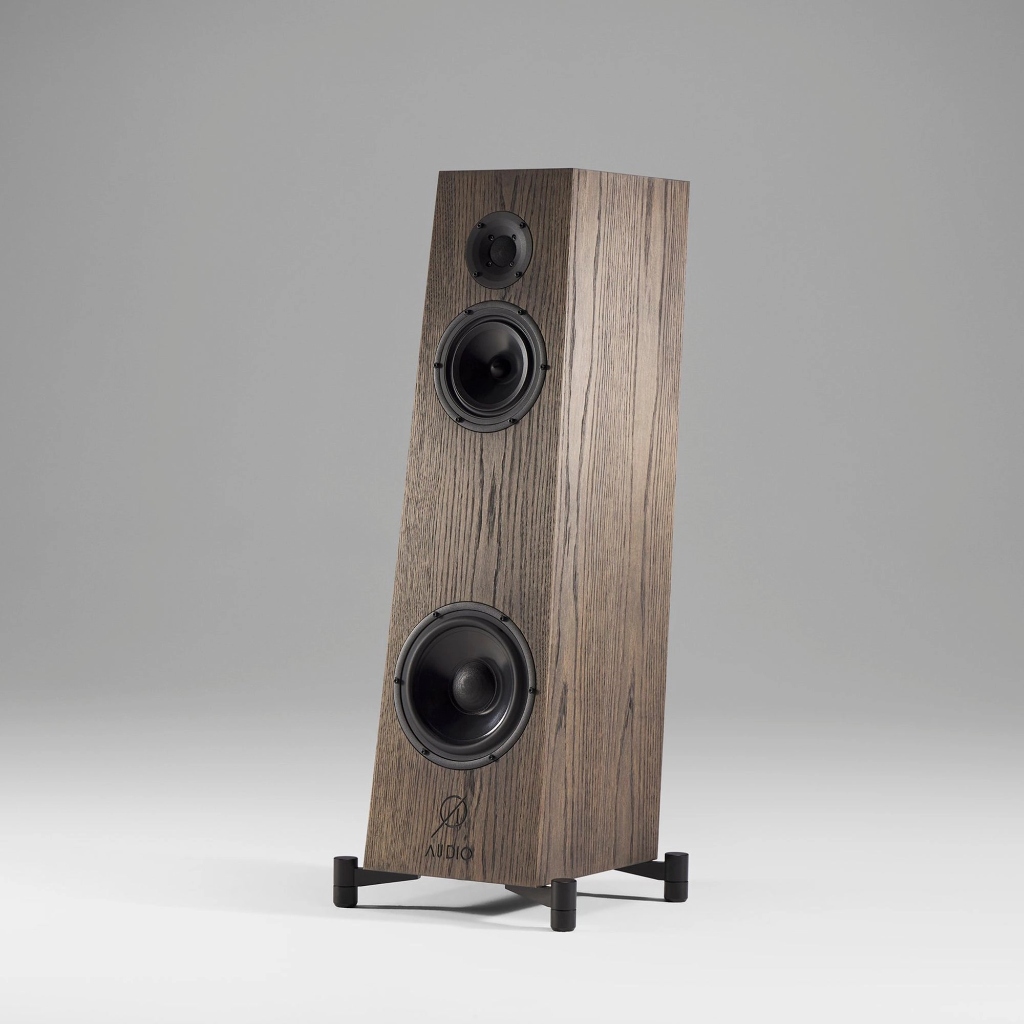  Audio Frigg 02 Loudspeaker