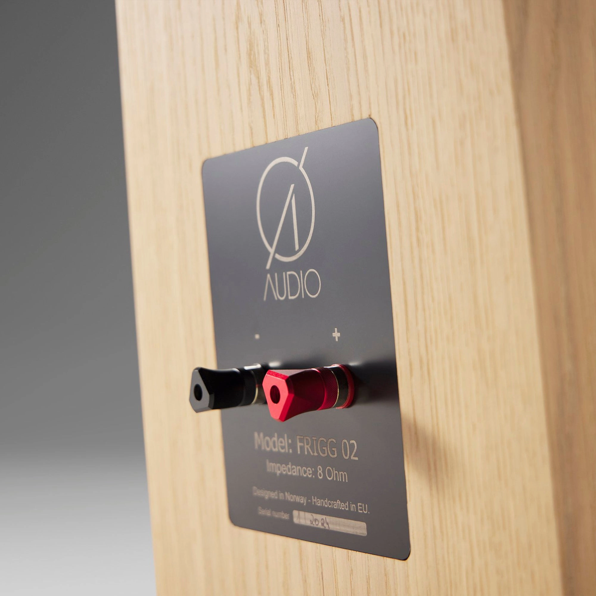  Audio Frigg 02 Loudspeaker