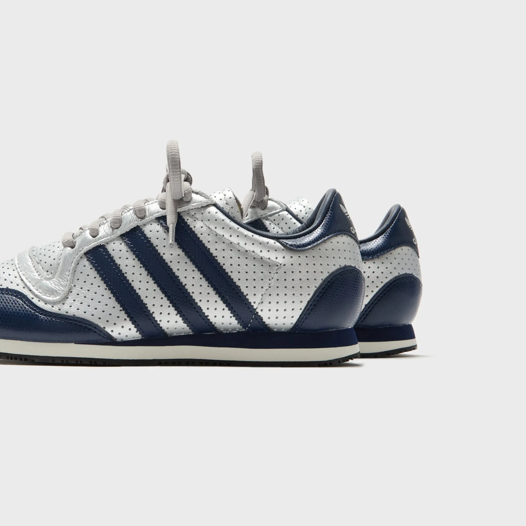 Valentine's Day Sale Keep Going Strong Adidas Galaxy Og - Silver Metallic / Night Indigo / Off White