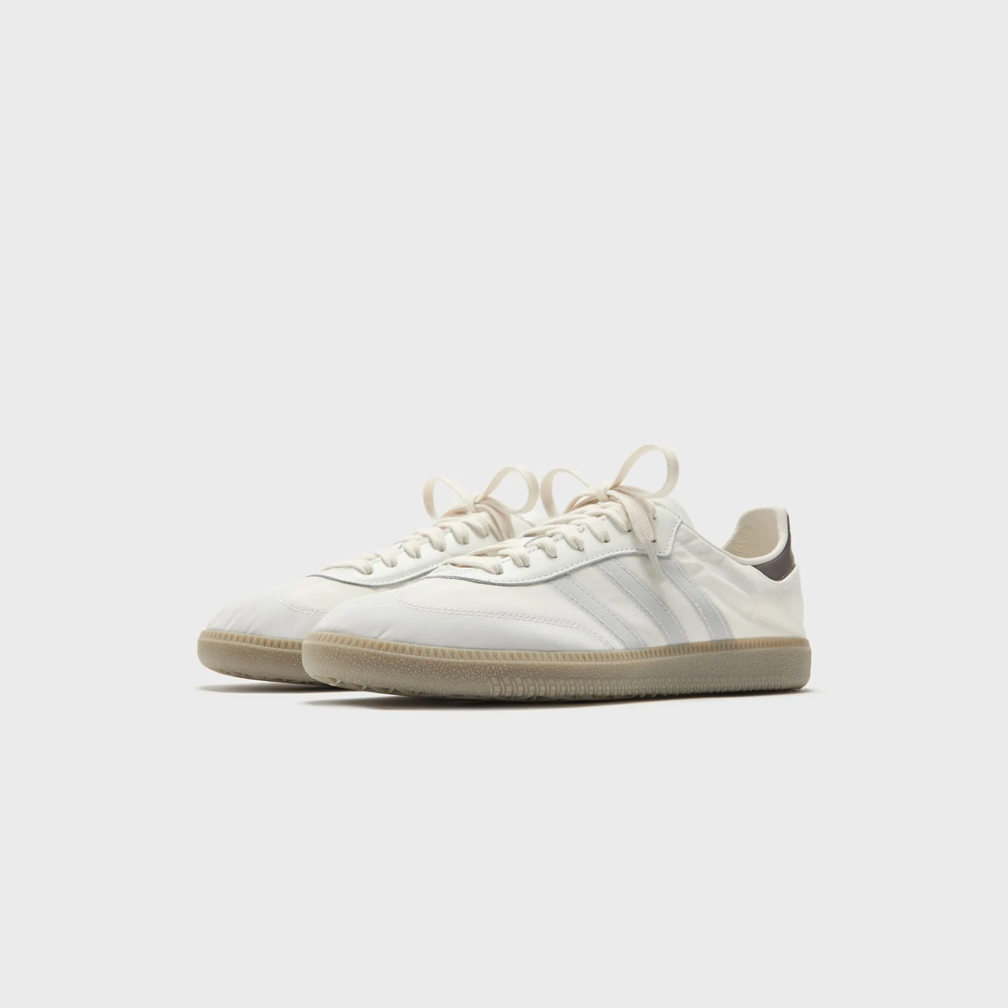 Move Like You Mean It Adidas Samba Decon - Core White / Charcoal / Putty Beige
