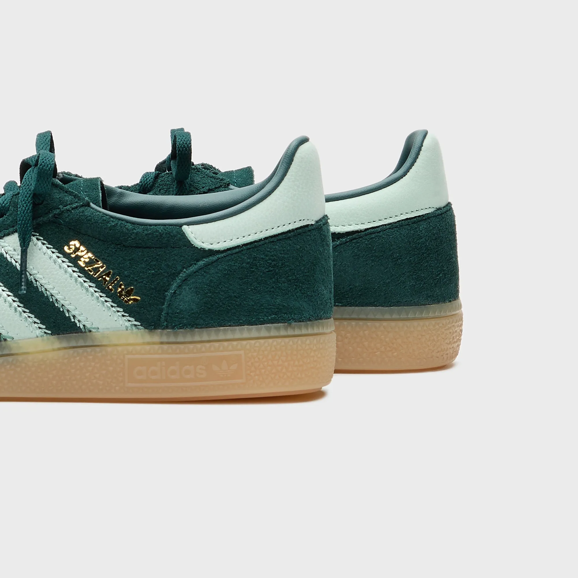 Adidas Wmns Handball Spezial - Aurora Ivy / Ash Green / Gum 1 Anti-Slip Feature Specification Design Comfortable Longboard Shoes