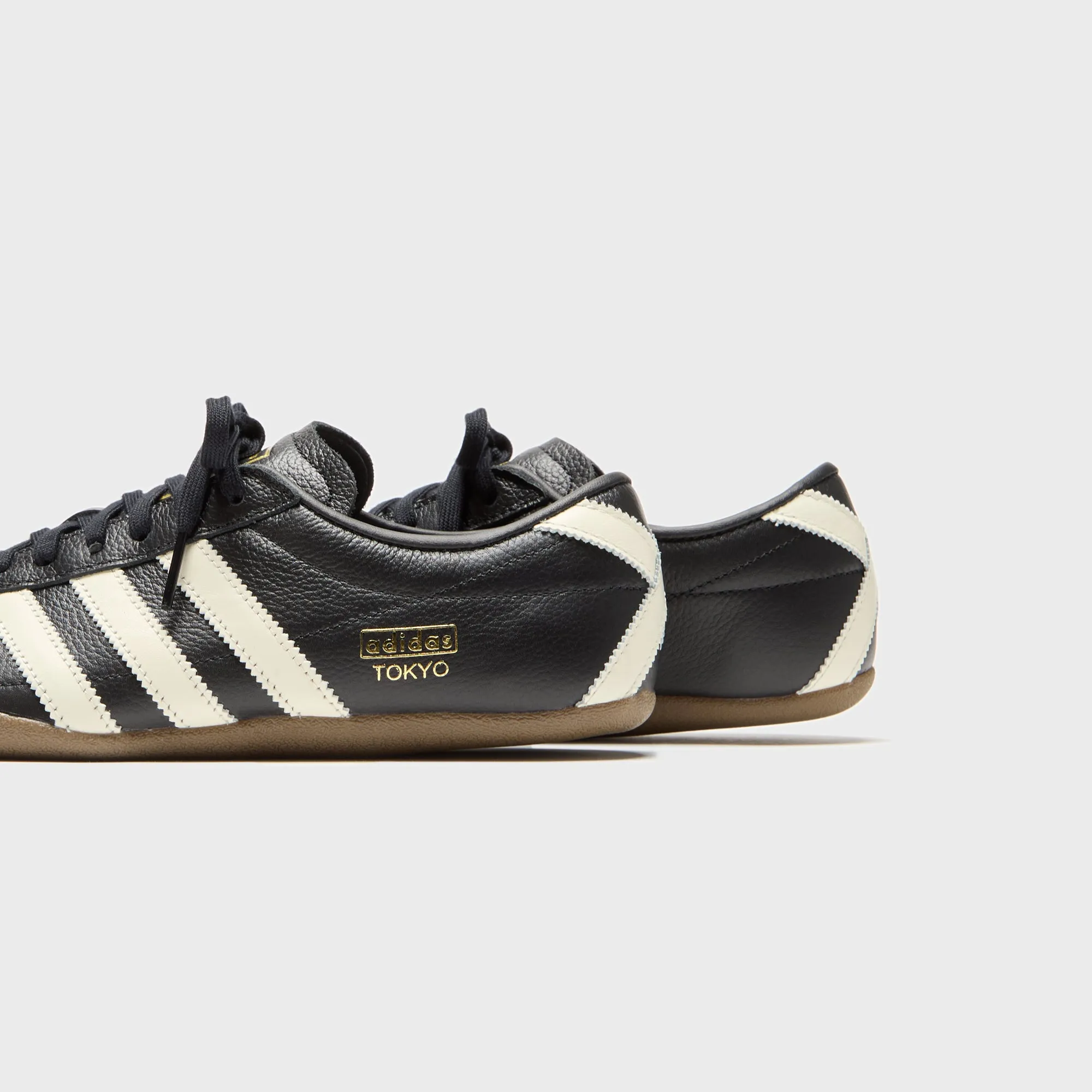 Shower Mat Adidas Wmns Tokyo - Core Black / Off White / Gold Metallic