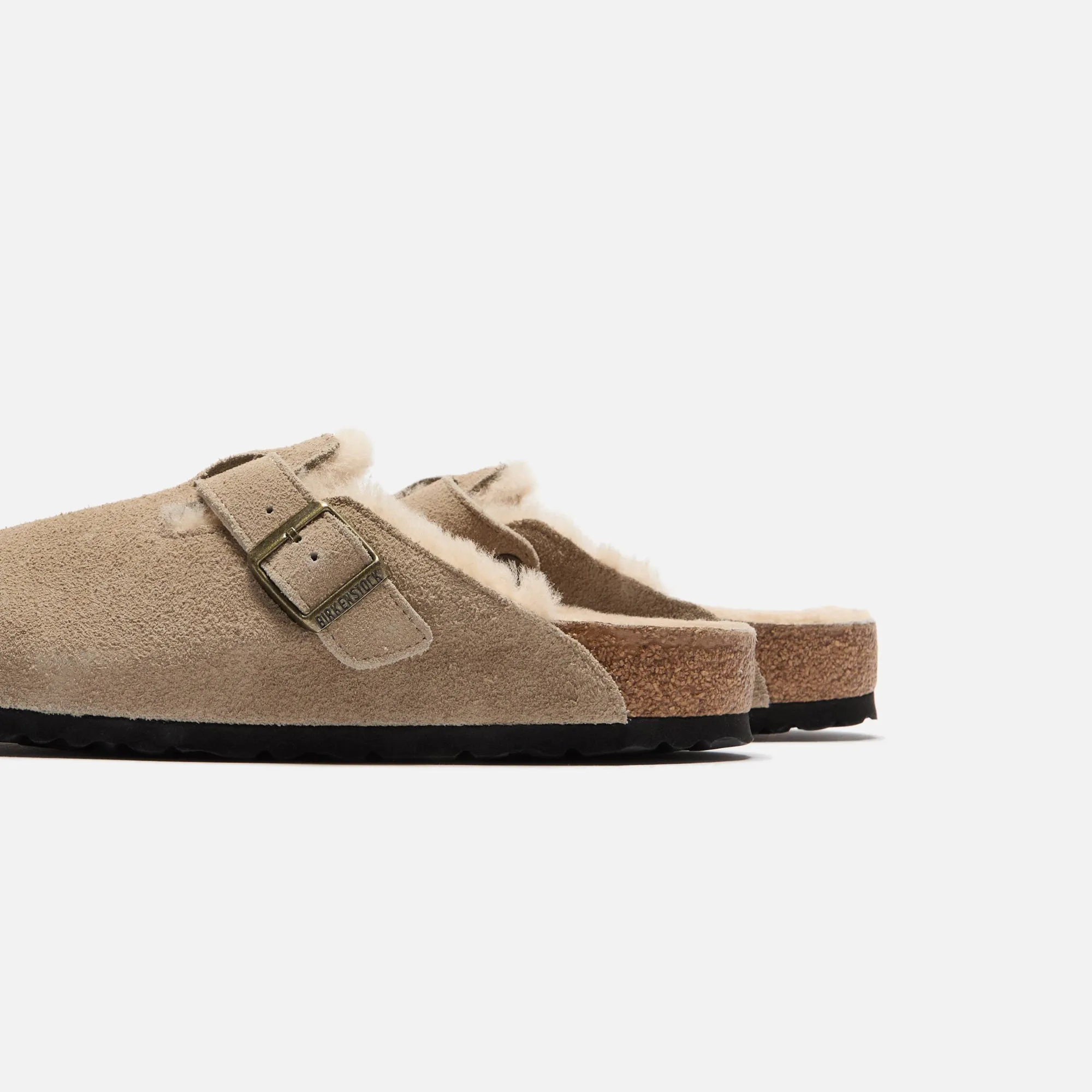 Easy To Clean Surface Treatment Feature Lightweight And Durable Upper Design Style Birkenstock Boston Shearling Suede - Taupe / Sandcastle