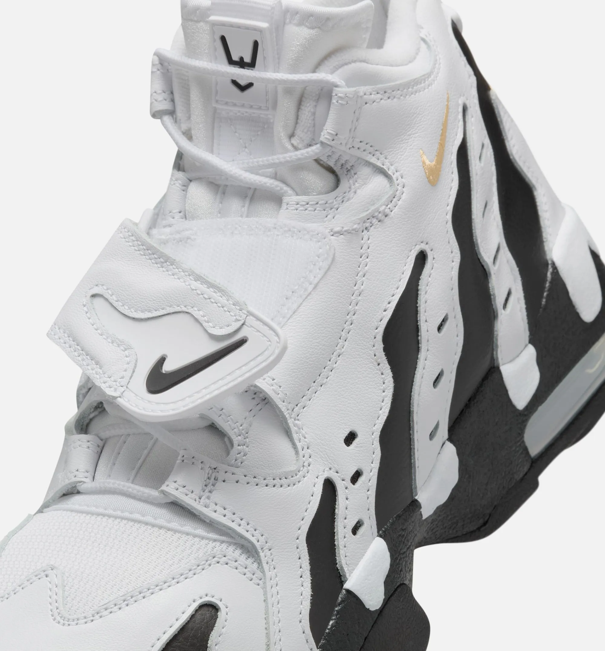 Comfortable Performance Comfortable Slip On Sneakers Air Dt Max '96 Colorado Away Mens Lifestyle Shoe - White/Black/Vegas Gold