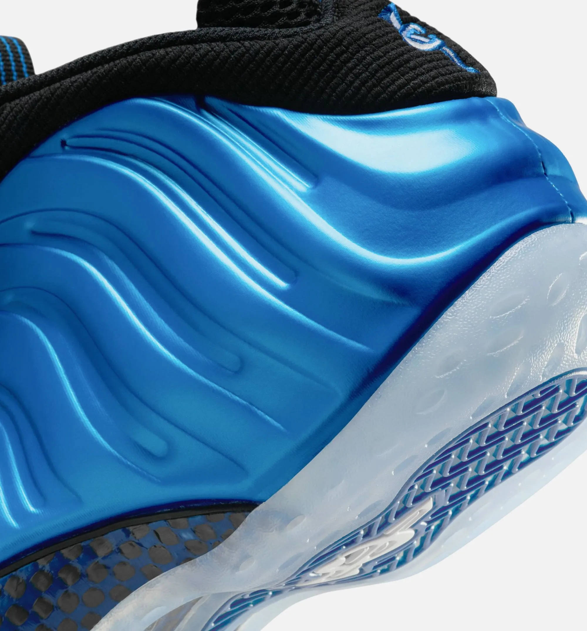 Air Foamposite International Blue Mens Lifestyle Shoe - Neon Royal/White/Black/Clear Free Shipping Anti-Staining Mid - Top Benefit