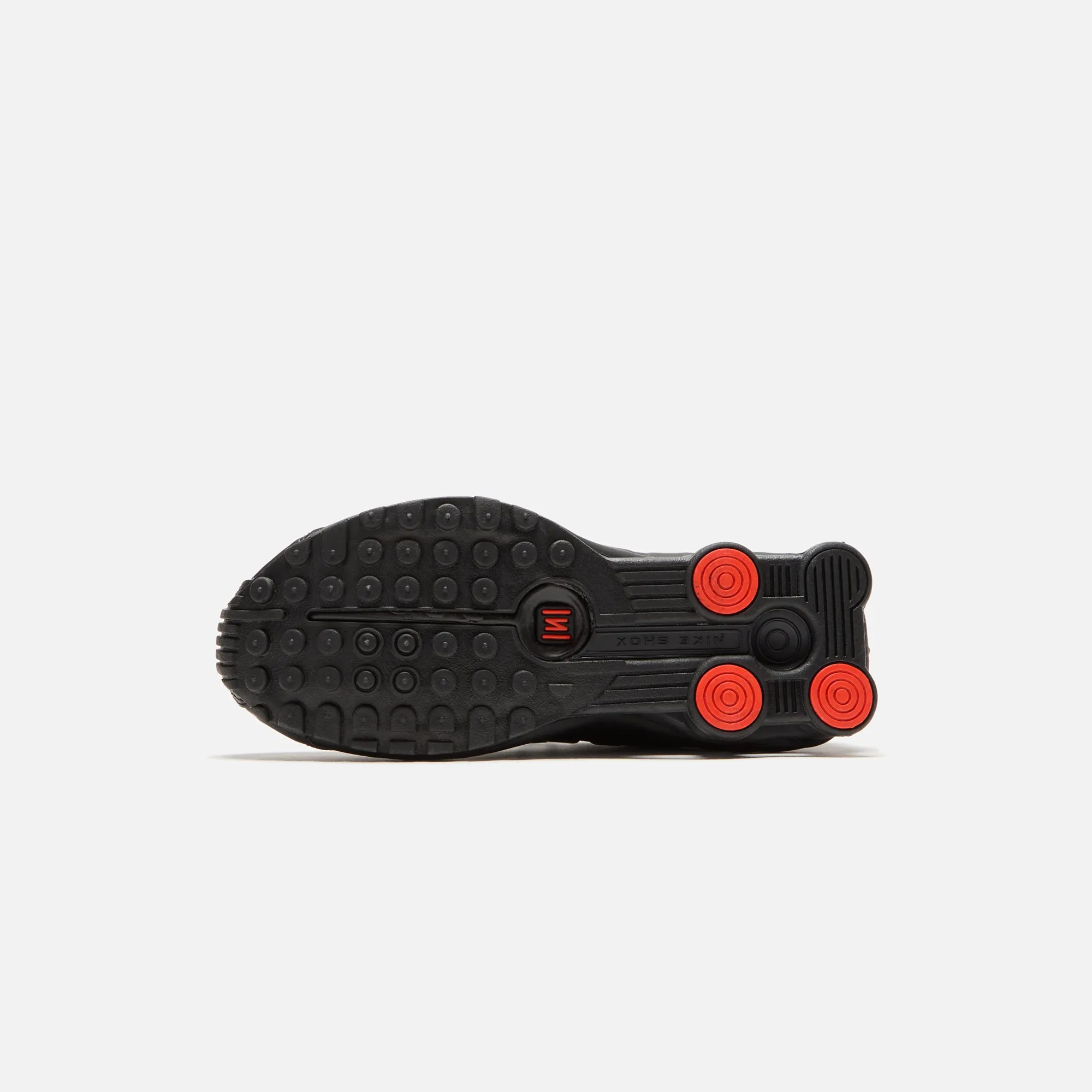 Nike Wmns Shox R4 - Black / Black / Max Orange Pendant Trim