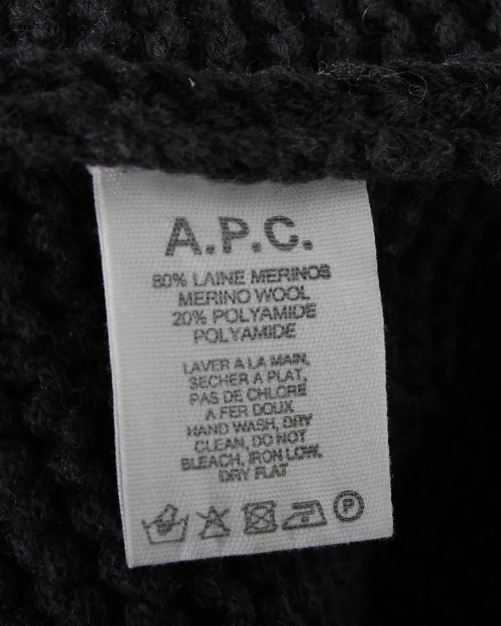 Pull col roulé en laine mérinos charbon à maille épaisse A.P.C.