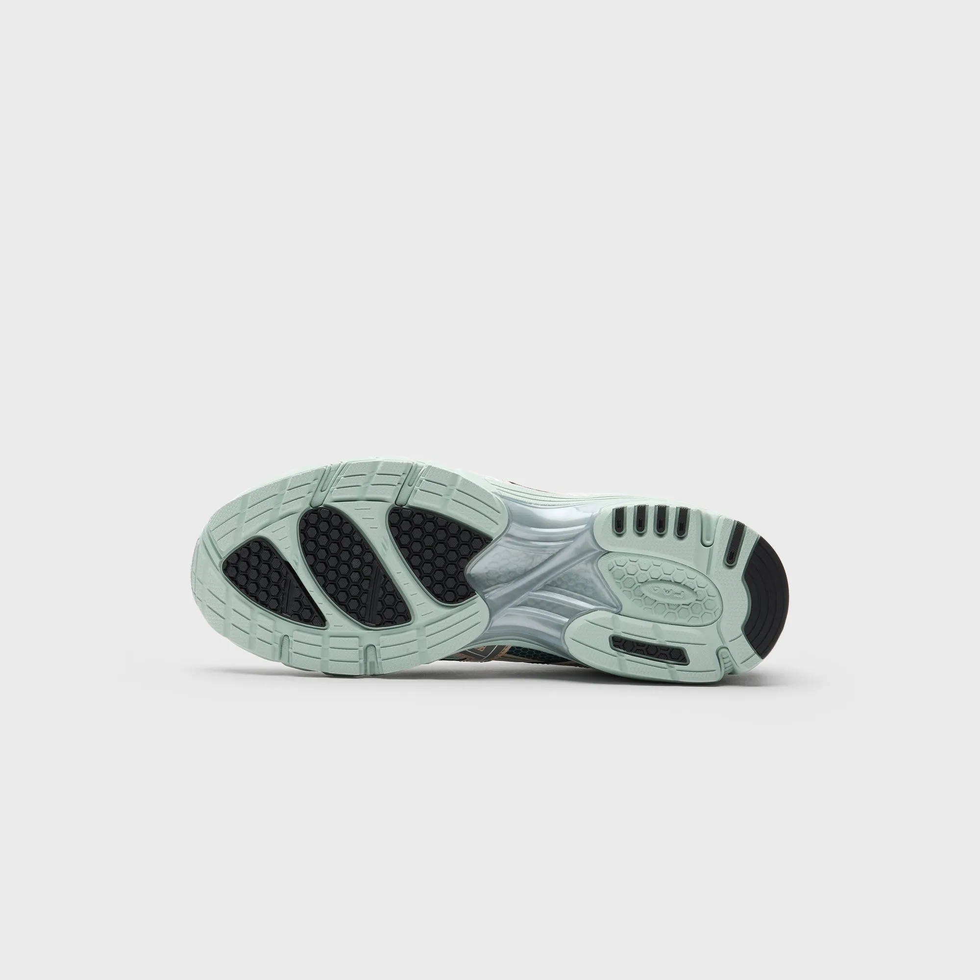 Metal Buckle Water Repellent Technology Asics Gel-Ds Trainer 14 - Lichen Rock / Pure Silver