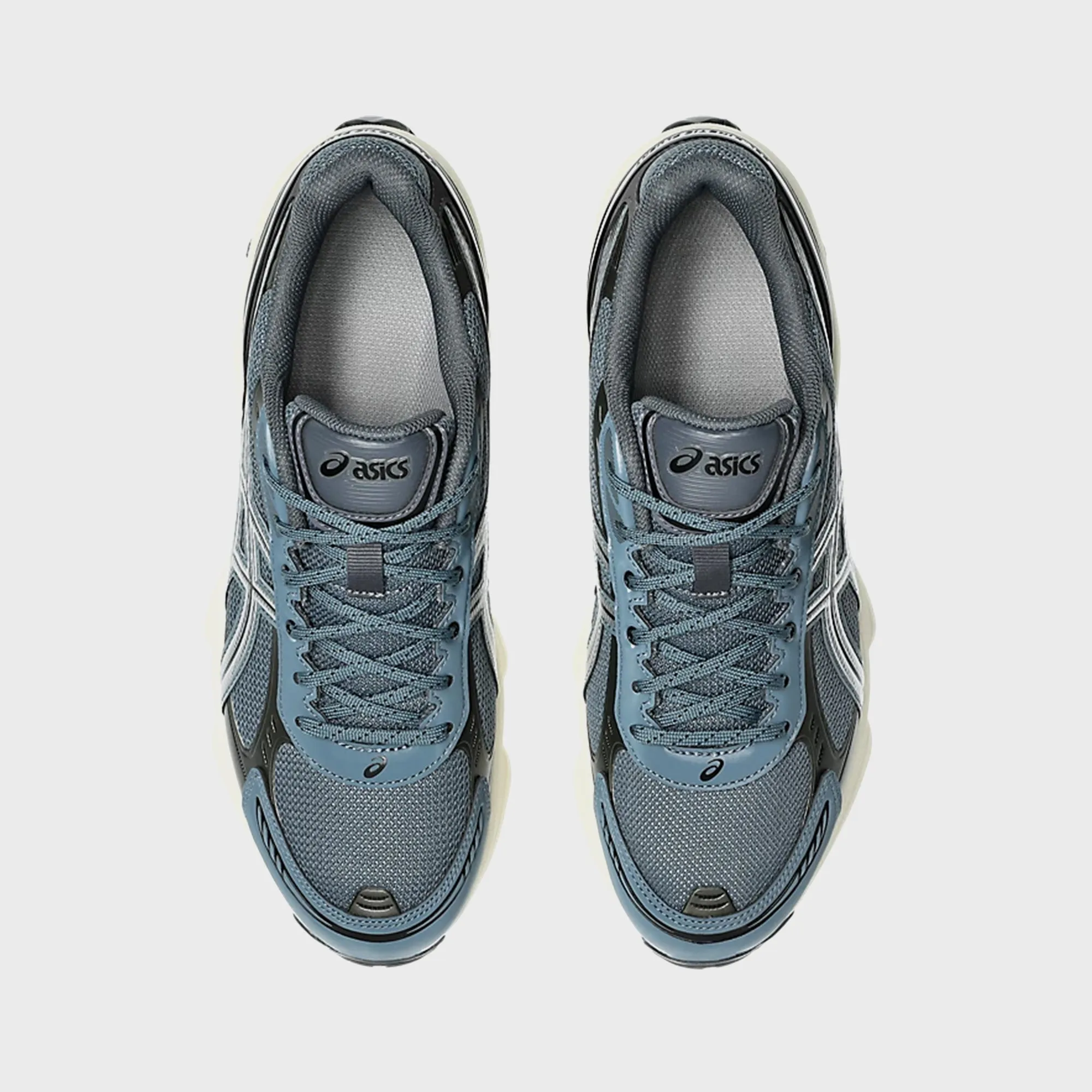 Gear Up and Go Keep Going Strong Asics Gel-Kinetic Fluent - Carrier Grey / Pure Silver