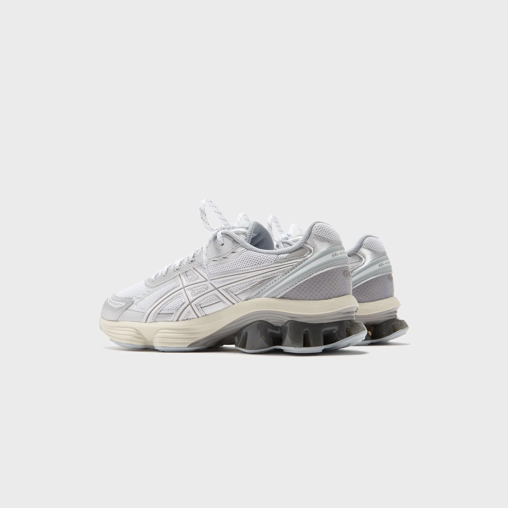Asics Gel-Kinetic Fluent - White / White Extra Cushioning