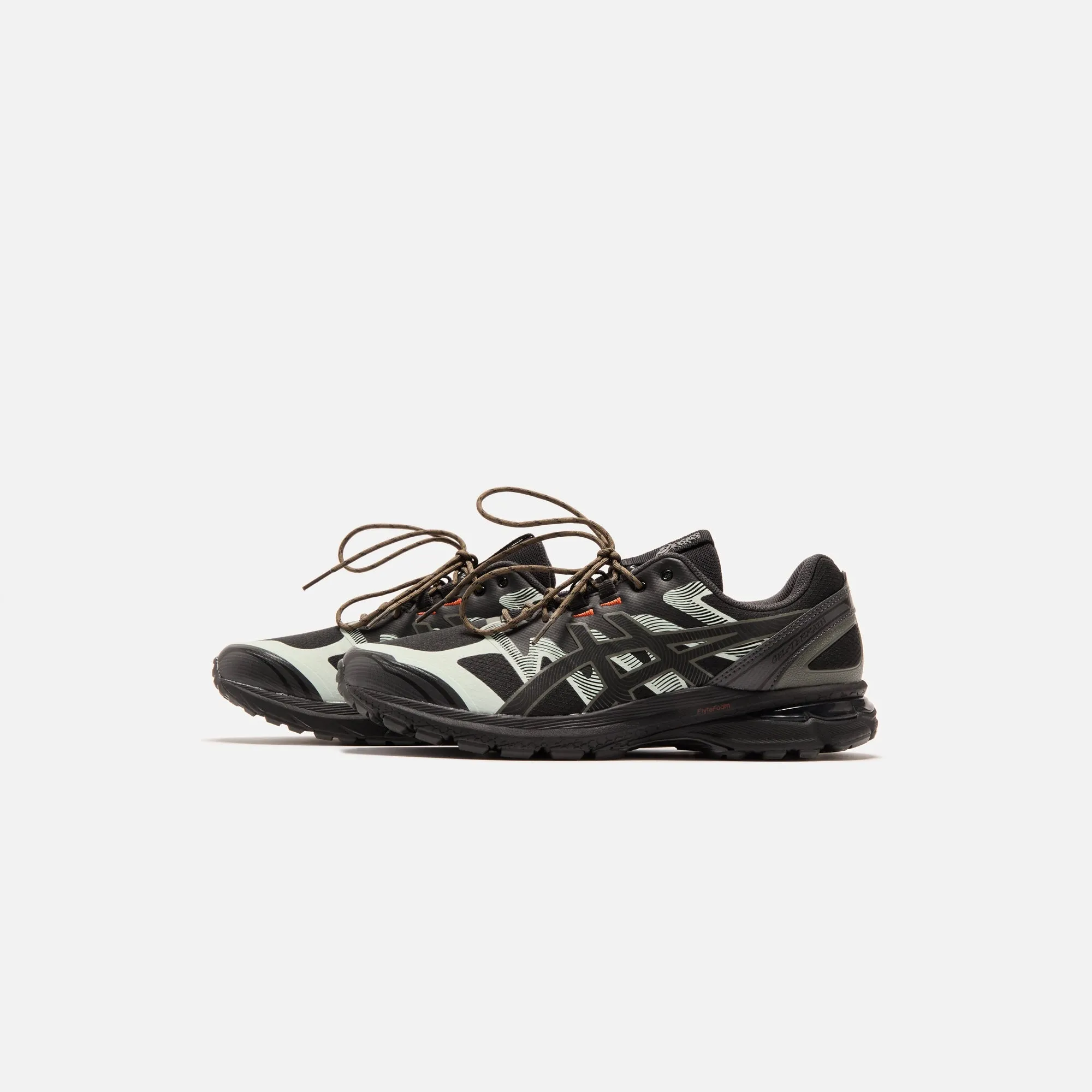 Asics Gel-Terrain - Black / Truffle Grey Comfortable Fit Padding Elastic Mousse