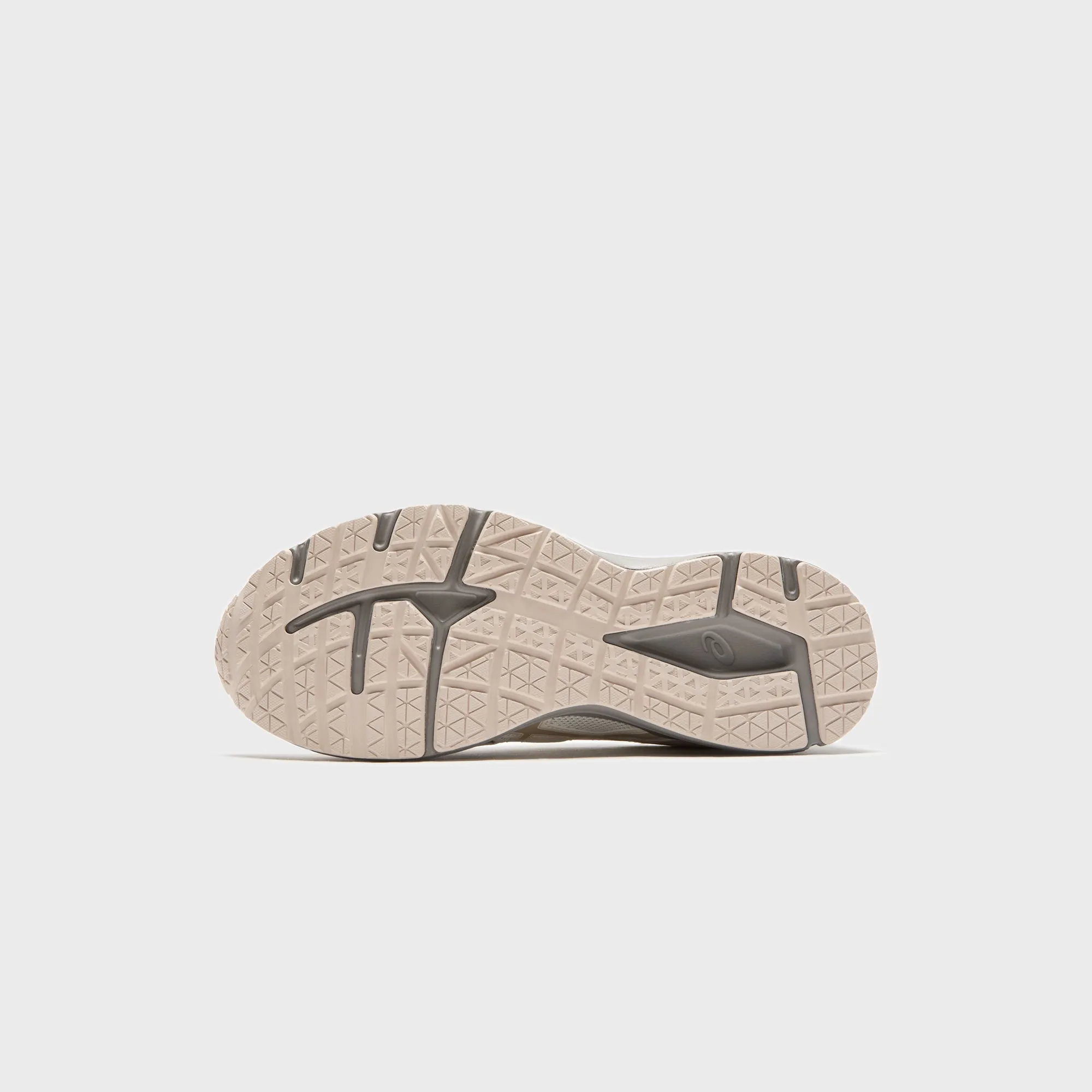 Asics Jog 100S - Cream / Feather Grey Black Friday Offer