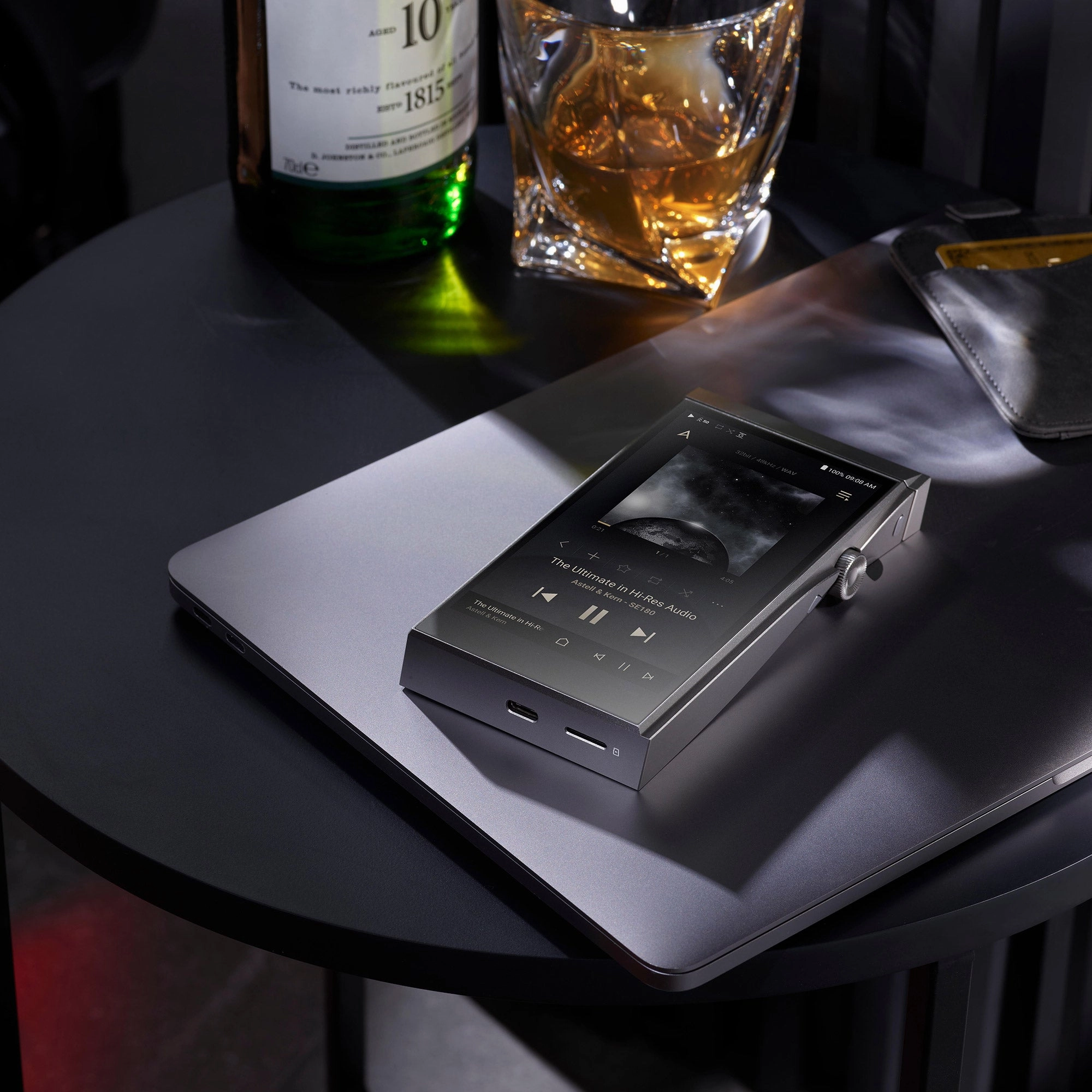 Astell&Kern A&futura SE180 Digital Audio Player