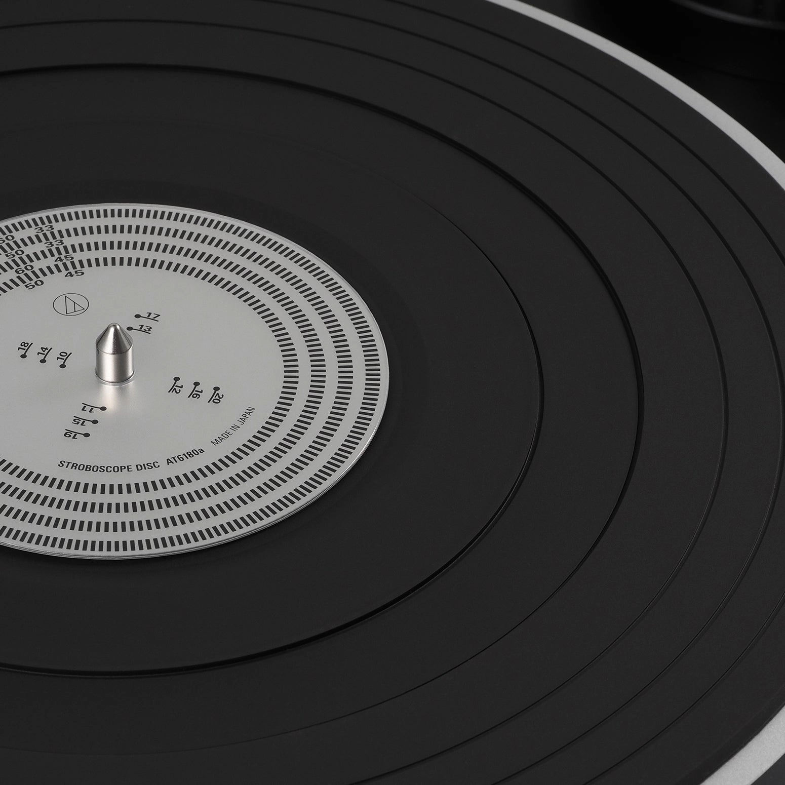 Audio-Technica: AT6180a Stroboscopic Disc for Turntable Speed Check / Cartridge Overhang Tool