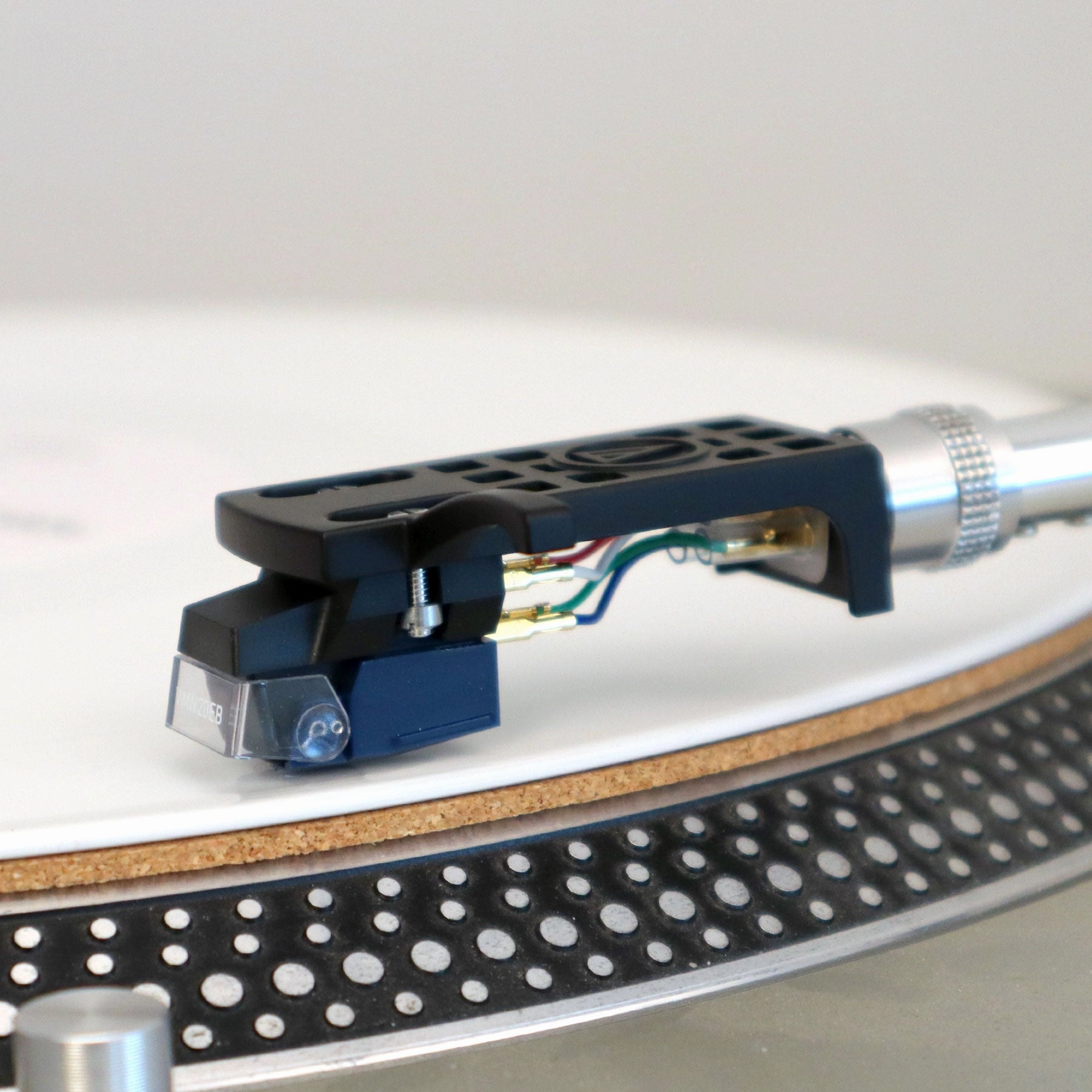 Audio-Technica: VM520EB Cartridge Mounted On AT-HS10BK Headshell (VM520EB/H) - (Open Box Special)