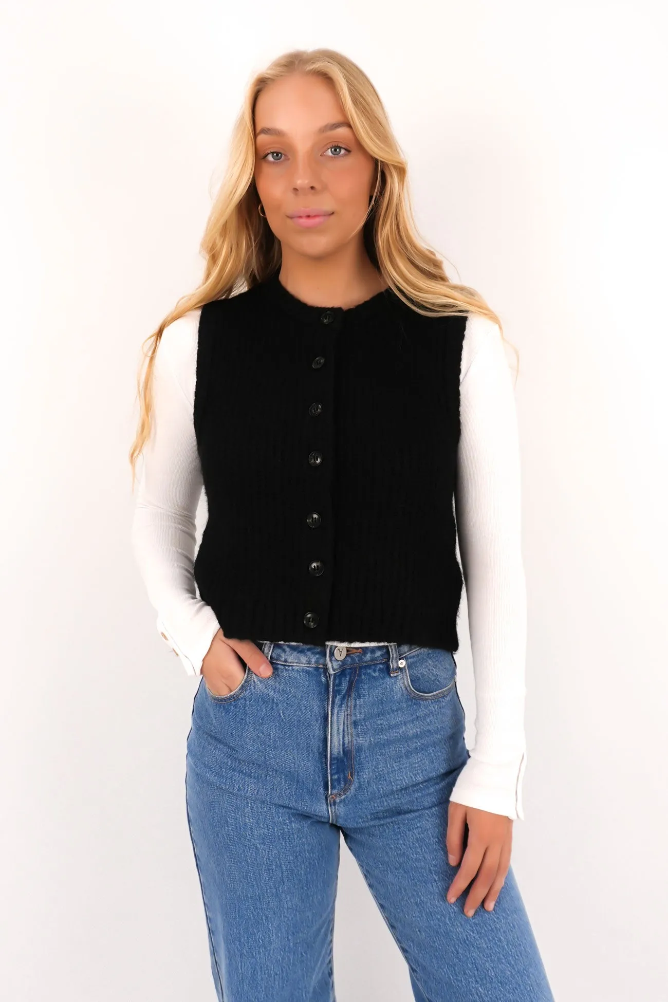 A Line Aya Knit Vest Black