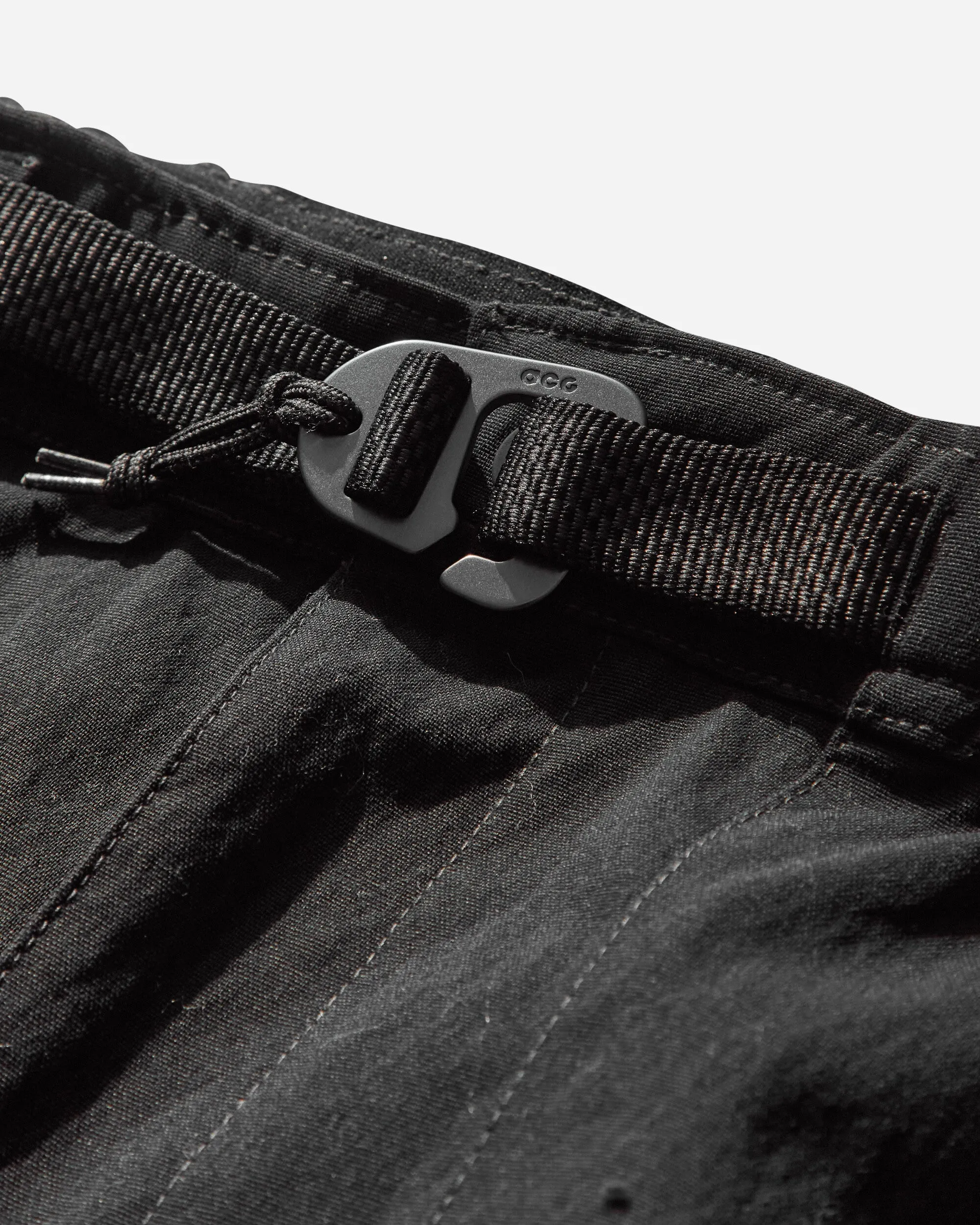 Men'S Acg 'Smith Summit' Cargo Shorts Black Knitwear Correcting