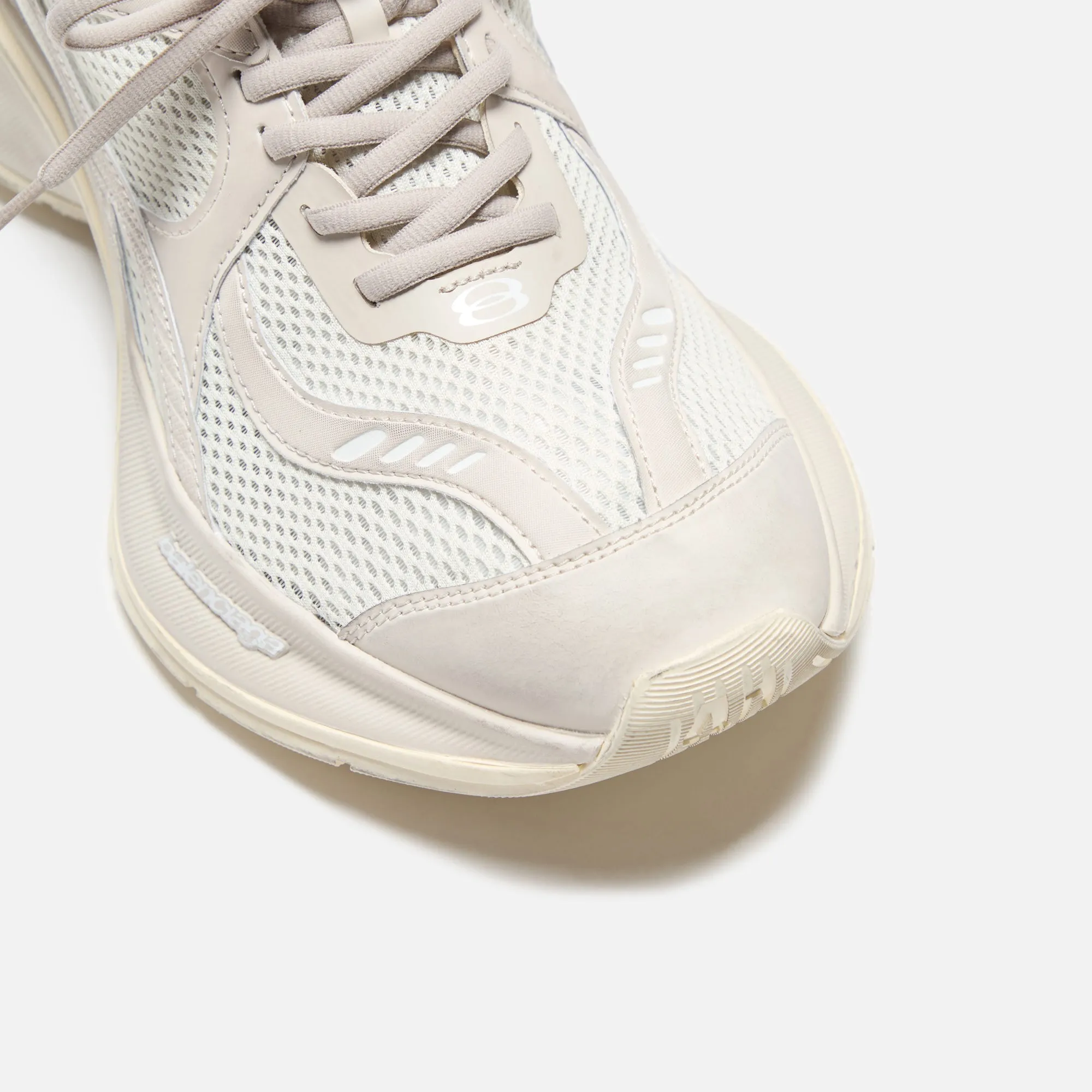 Balenciaga Circuit - Beige Chase What Moves You President's Day Sale