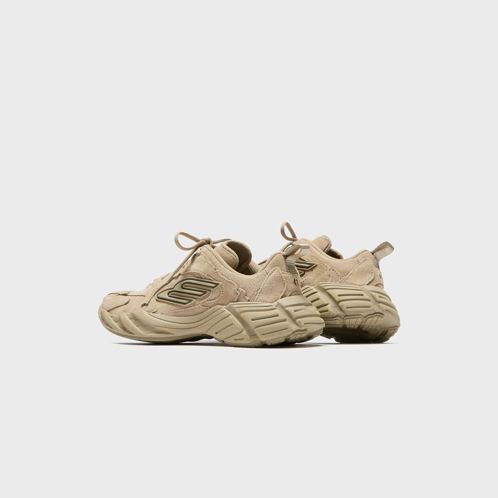 Comfort Yield Closed Side Style Balenciaga Monday - Beige