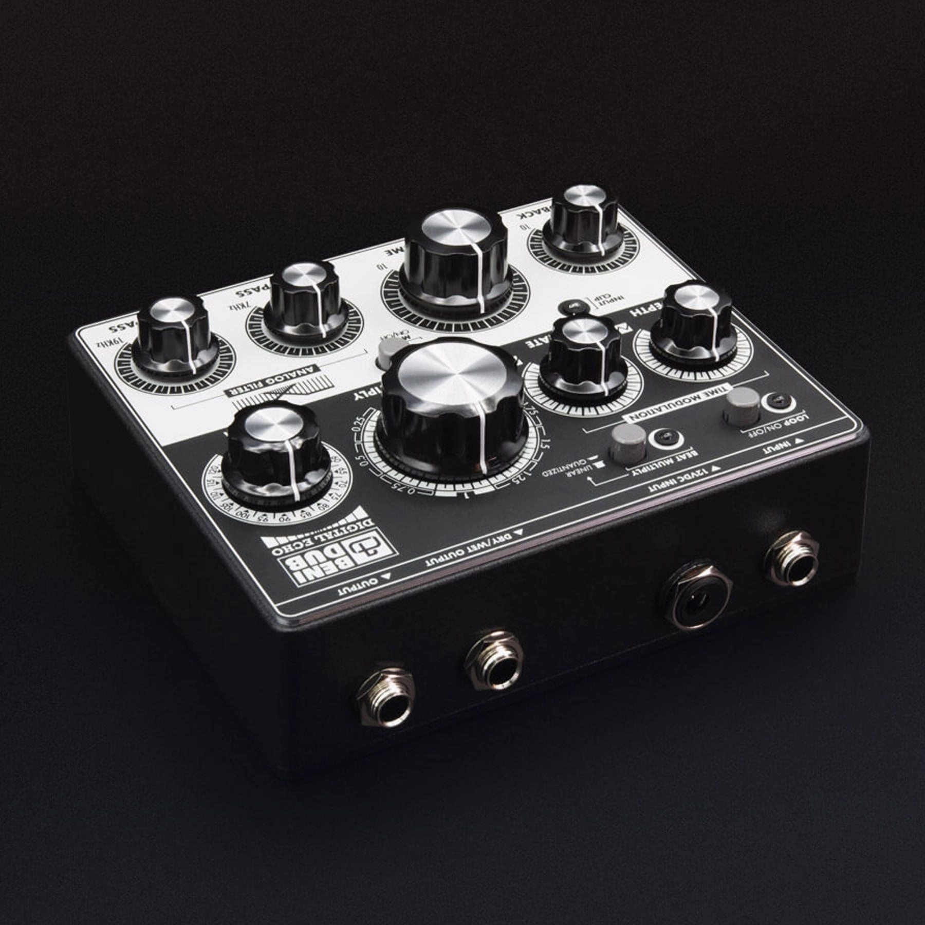 Benidub: Digital Echo Desktop Delay Unit