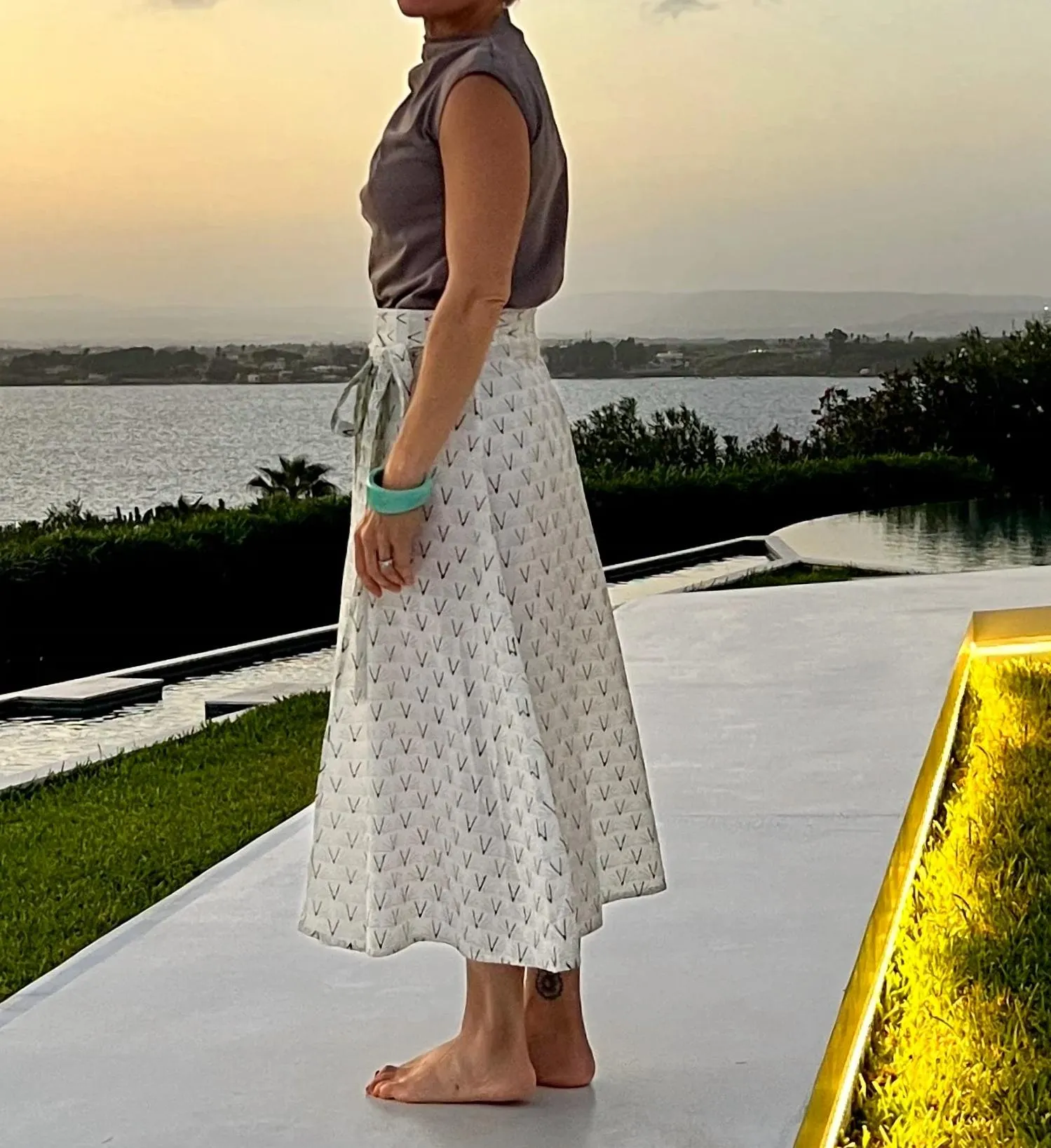 Jupe Longue Enveloppante Blackbuck En Blanc, Aqua Et Olive