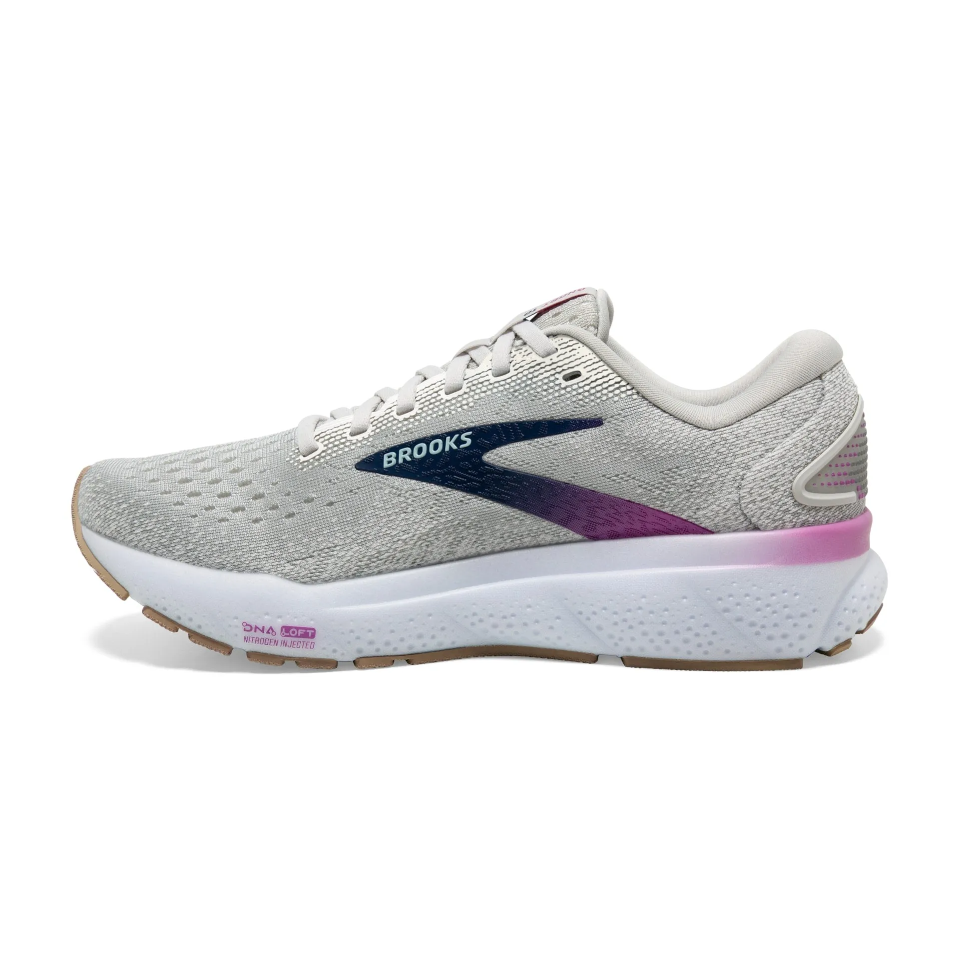 Own Every Step Chase What Moves You Brooks Ghost 16 Women'S