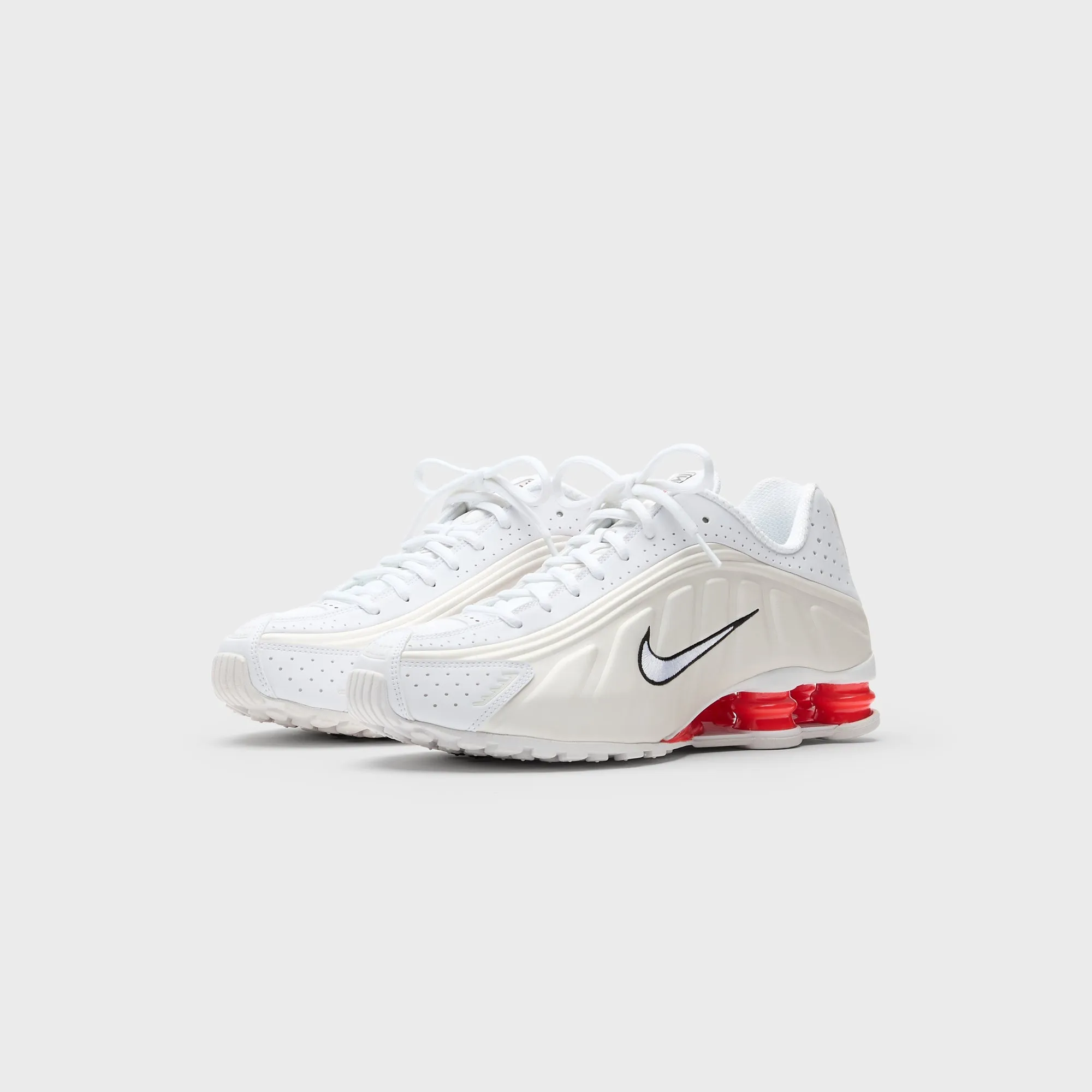 Nike Wmns Shox R4 - White / Phantom / Picante Red Stretch Fabric Bendable Stride