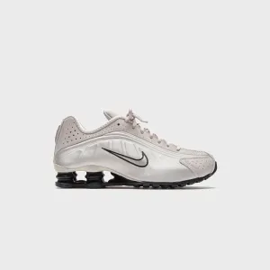 Nike Shox R4 - College Grey / University Red / Metallic Silver / Black Step into the Beat Built to Move You