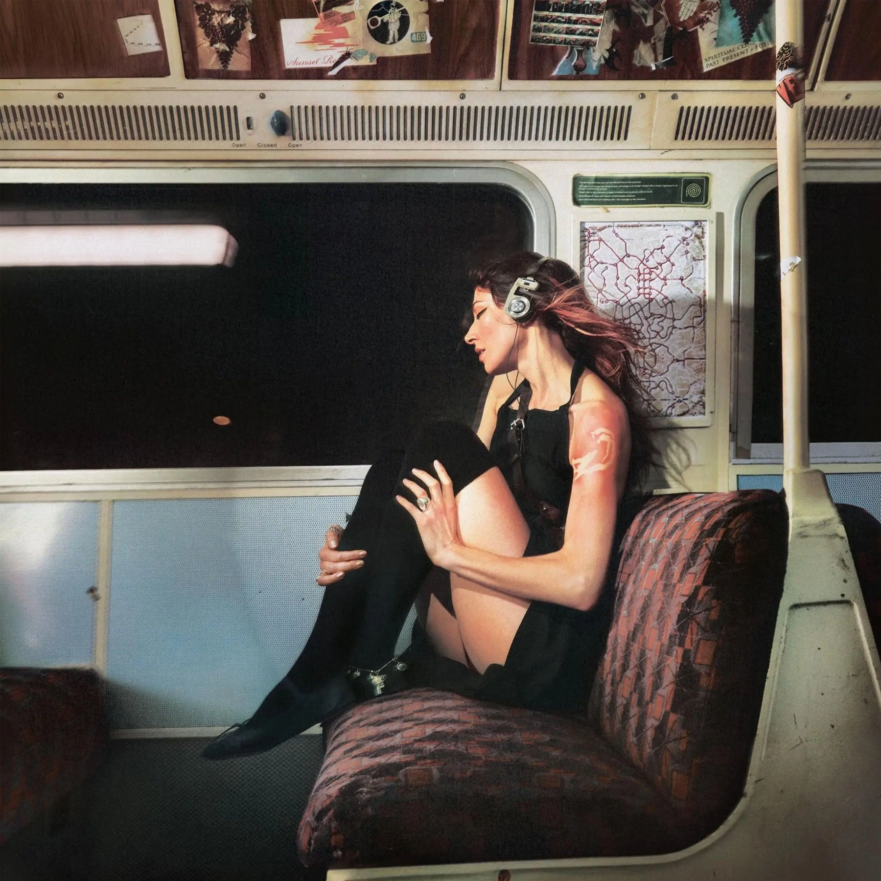 Caroline Polachek: Desire, I Want To Turn Into You - Everasking Edition (Colored Vinyl) Vinyl 2LP Book - PRE-ORDER