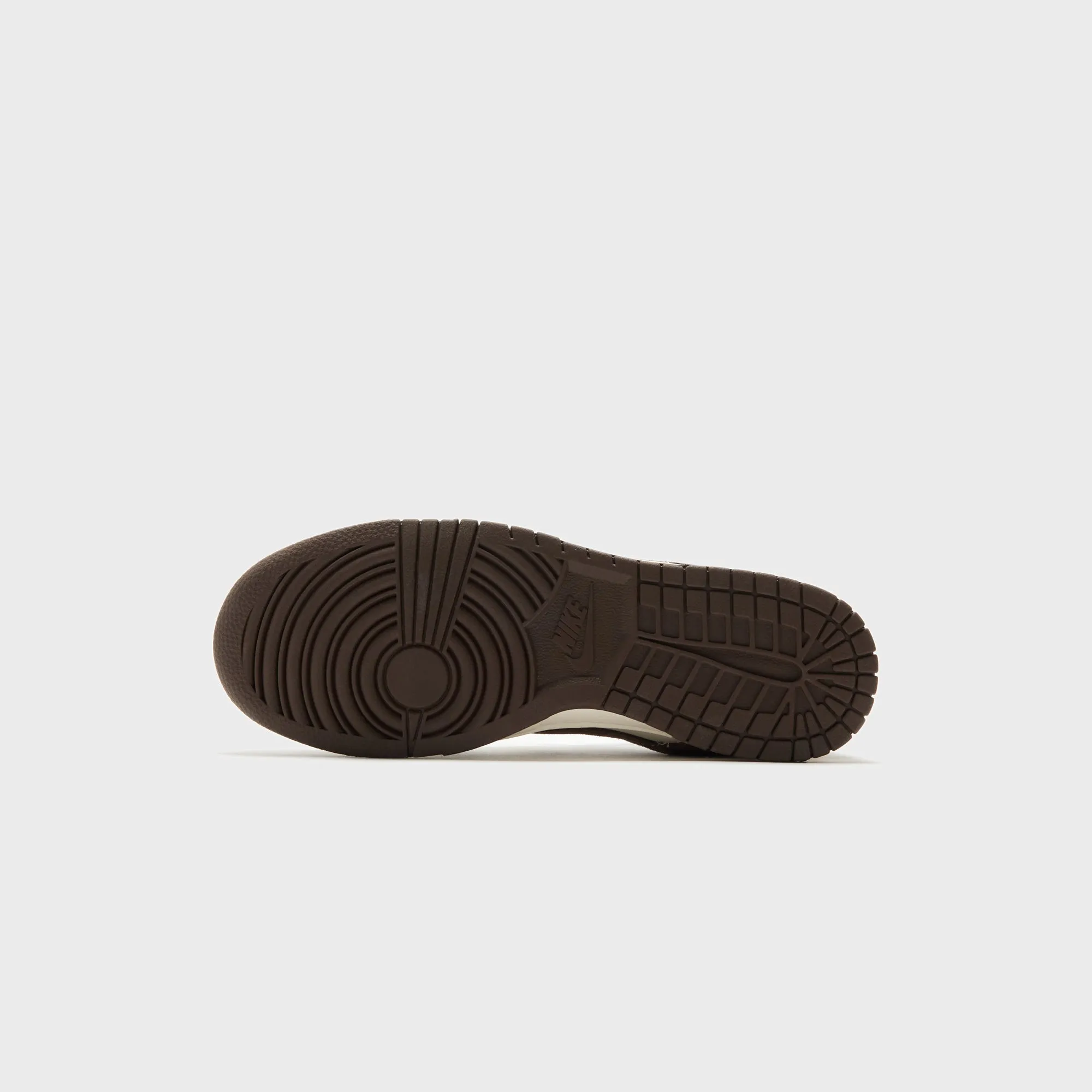 Style Meets Power Nike Dunk Low Retro Se - Pale Ivory / Baroque Brown