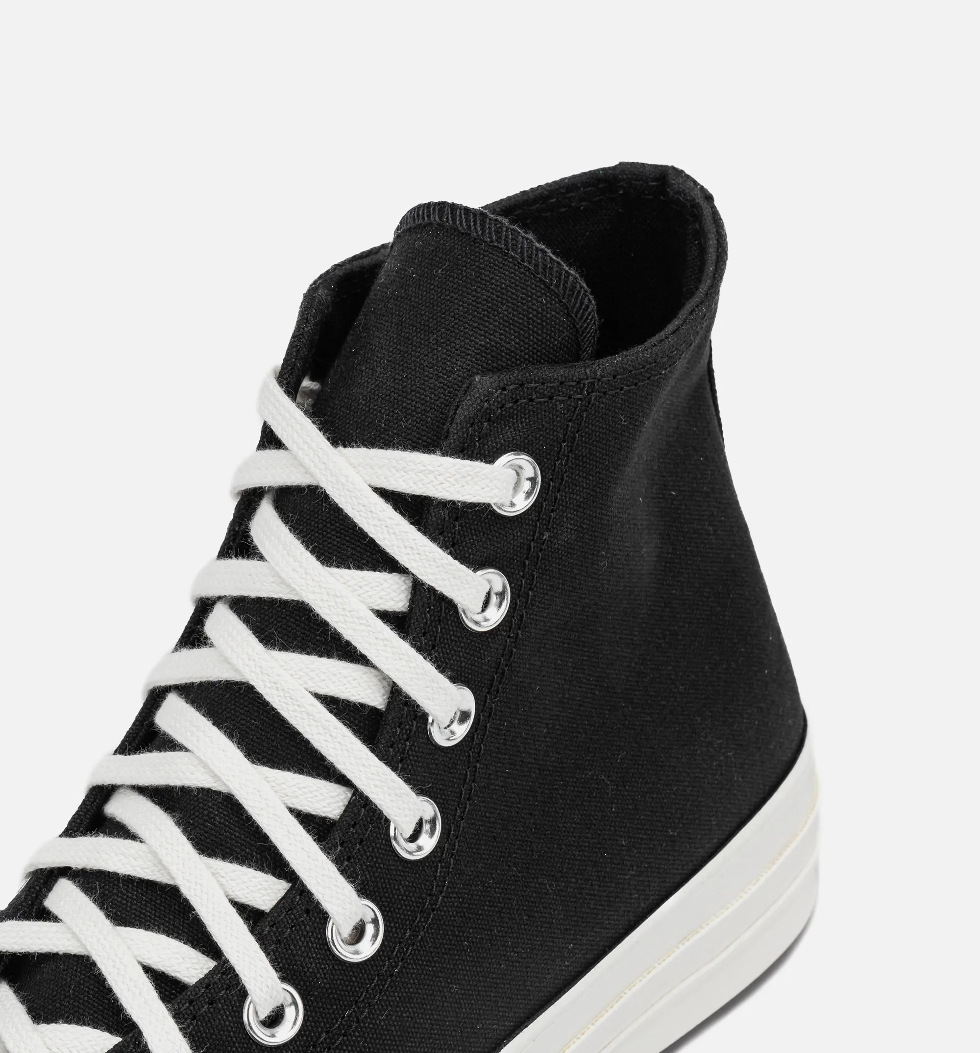 Energy Conservation Method Chuck 70 Luxe Mens Lifestyle Shoe - Black/White
