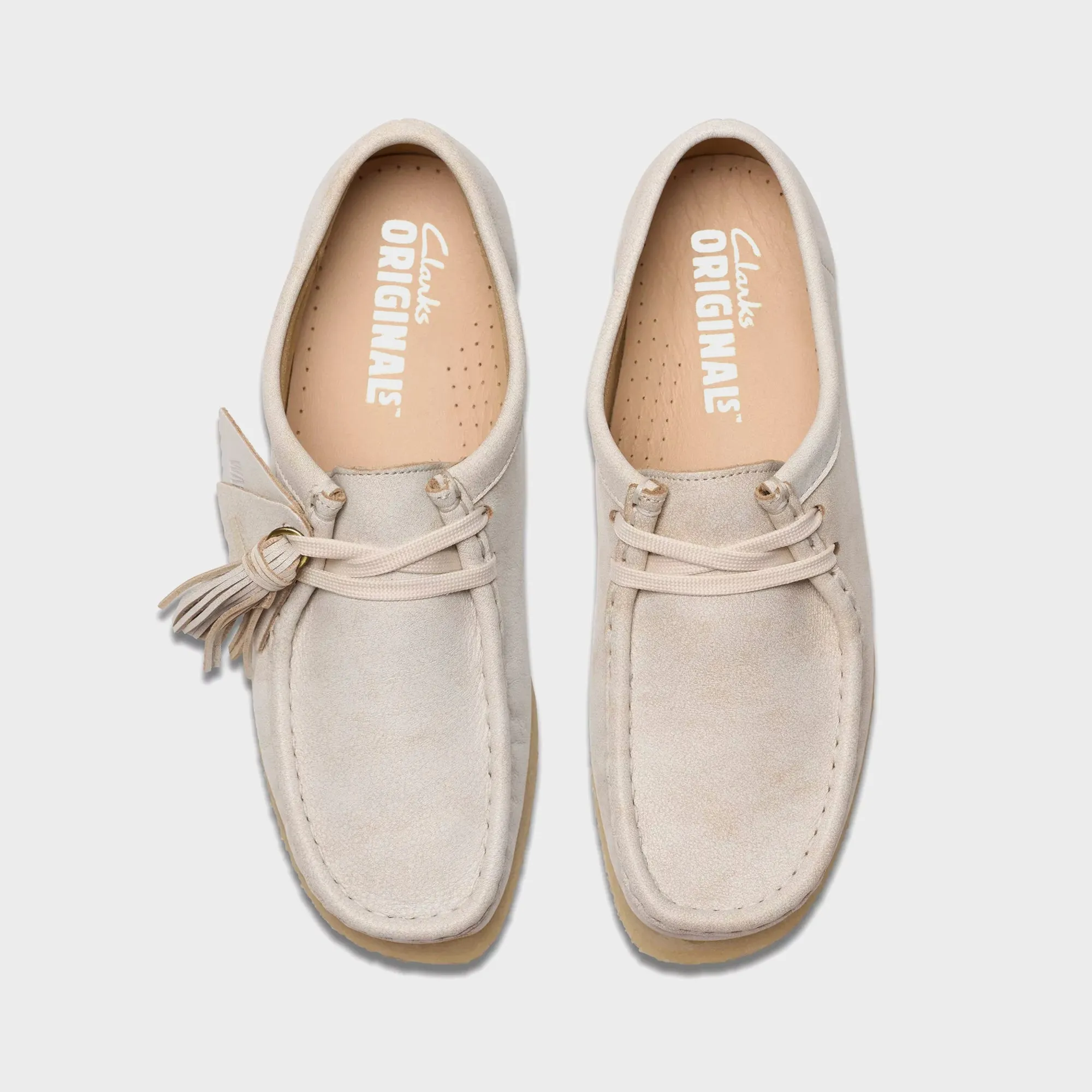 Clarks Wallabee - White Leather Stay in Motion Black Friday Deal