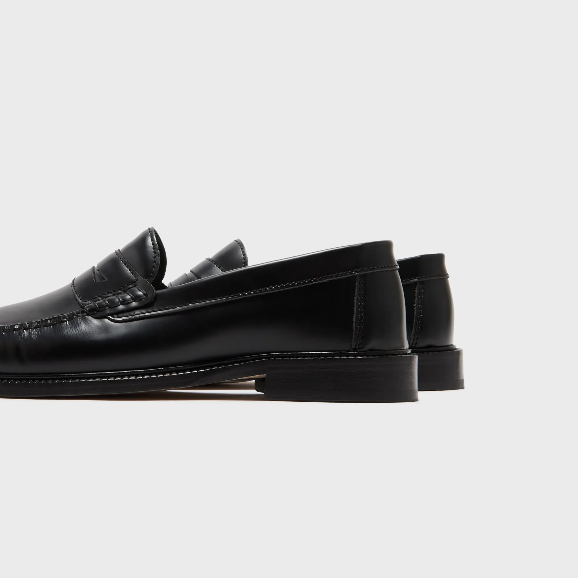 Wrinkle-Resistant Heels Vinny'S Yardee Moccasin Loafer - Black Polido