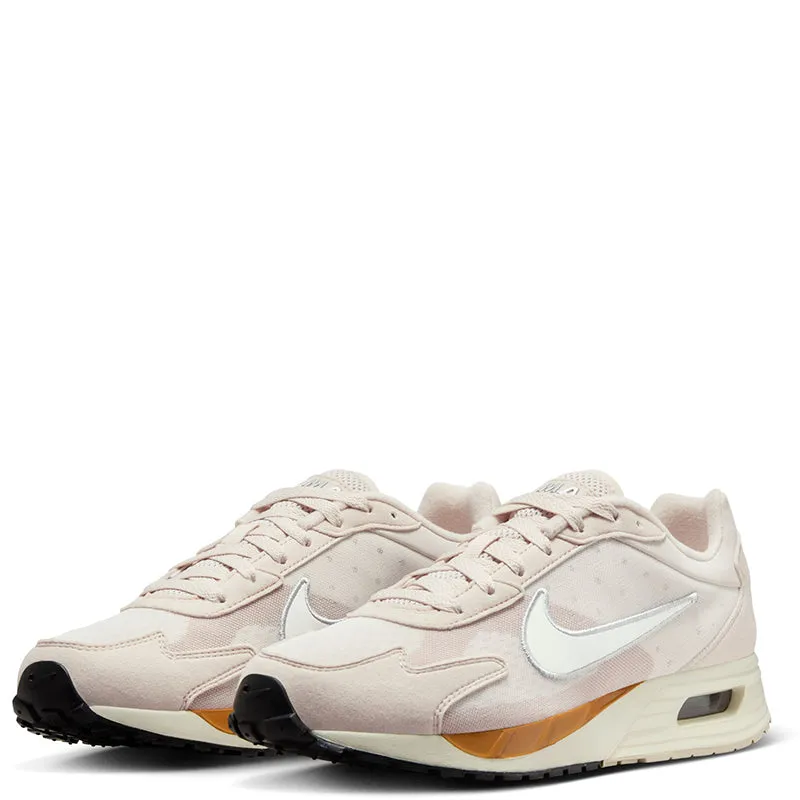 Nike Women'S Air Max Solo Comfort Hook-And-Loop Balanced Lift