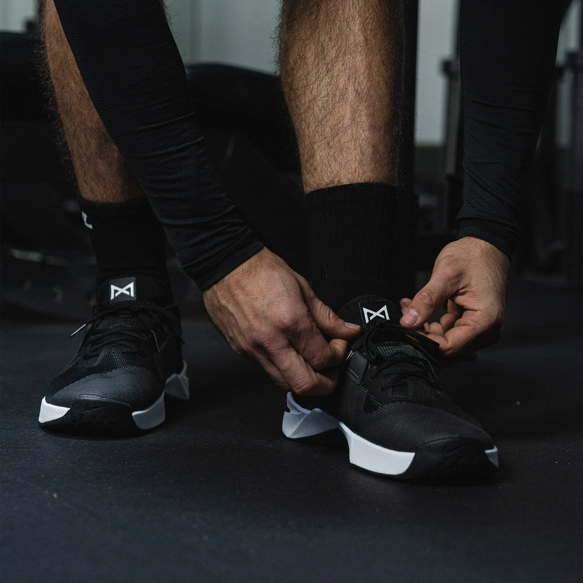 Nike - Metcon 10 Men'S Training Shoe - Black/White-Anthracite Burnished Edge Foot Innovation
