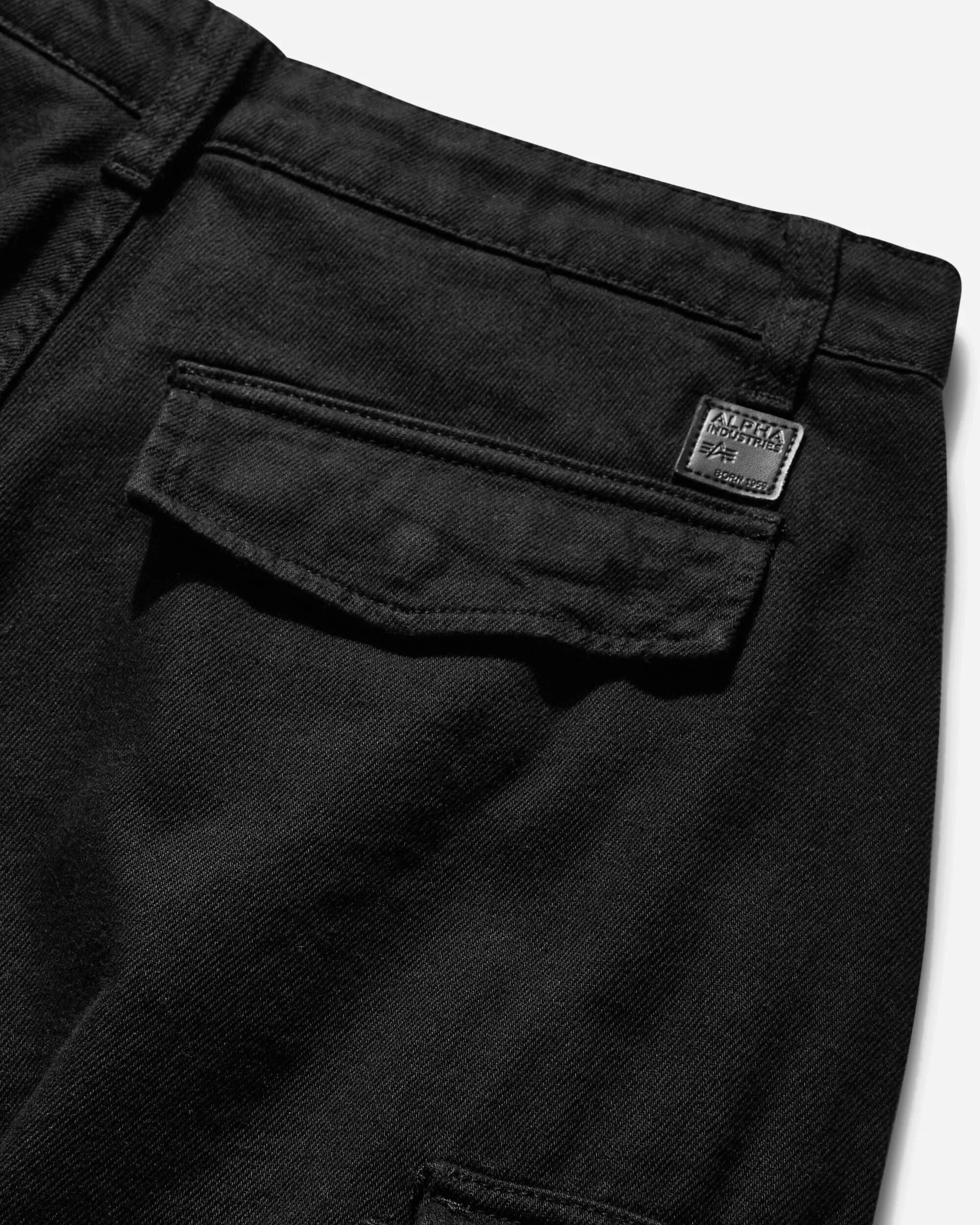 Men'S Aircraft Shorts Black Calculation
