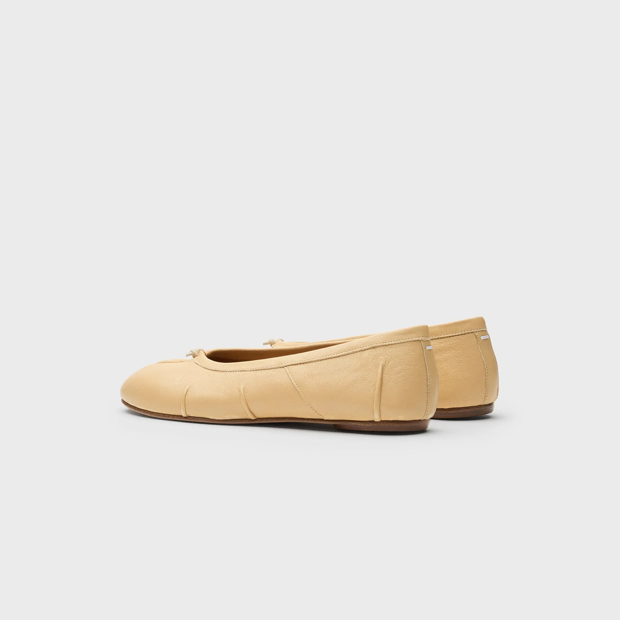 Maison Margiela Tabi Ballerina Soft Nappa Leather - Vintage Treatment Flashlight Everyday Wear