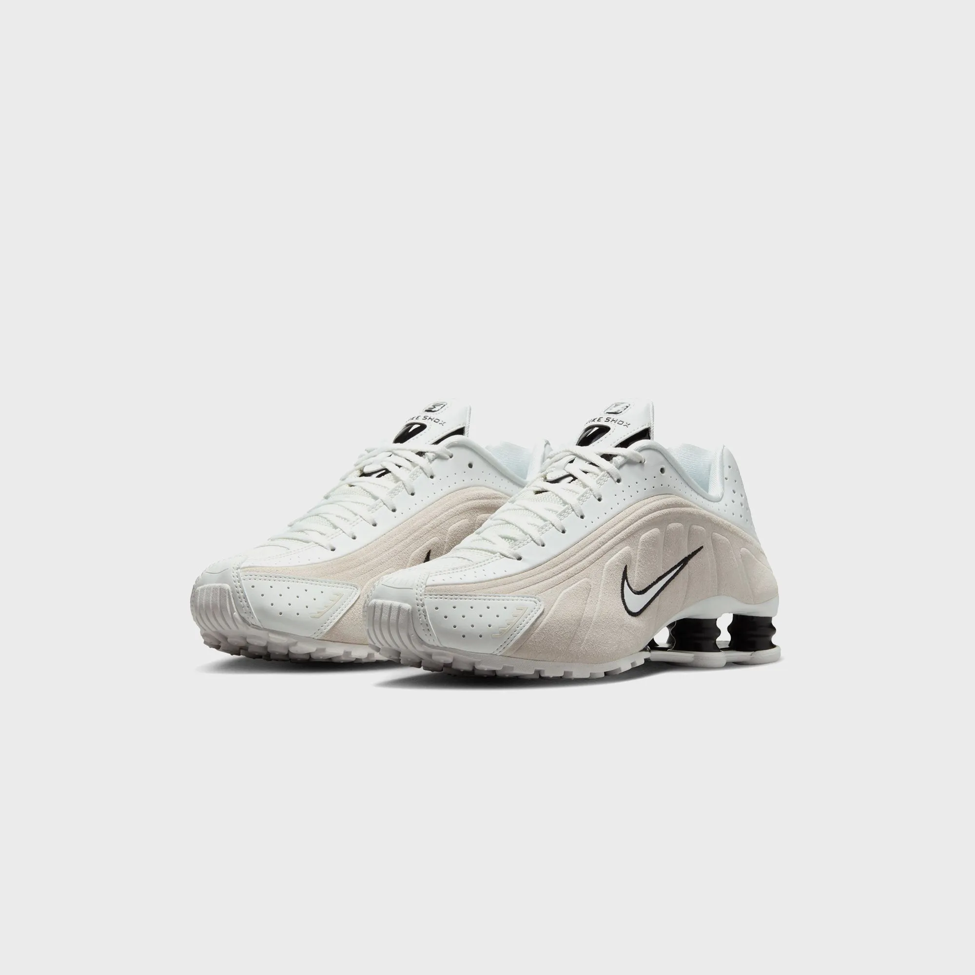 Nike Wmns Shox R4 - Summit White / Black / Light Orewood Brown Willpower