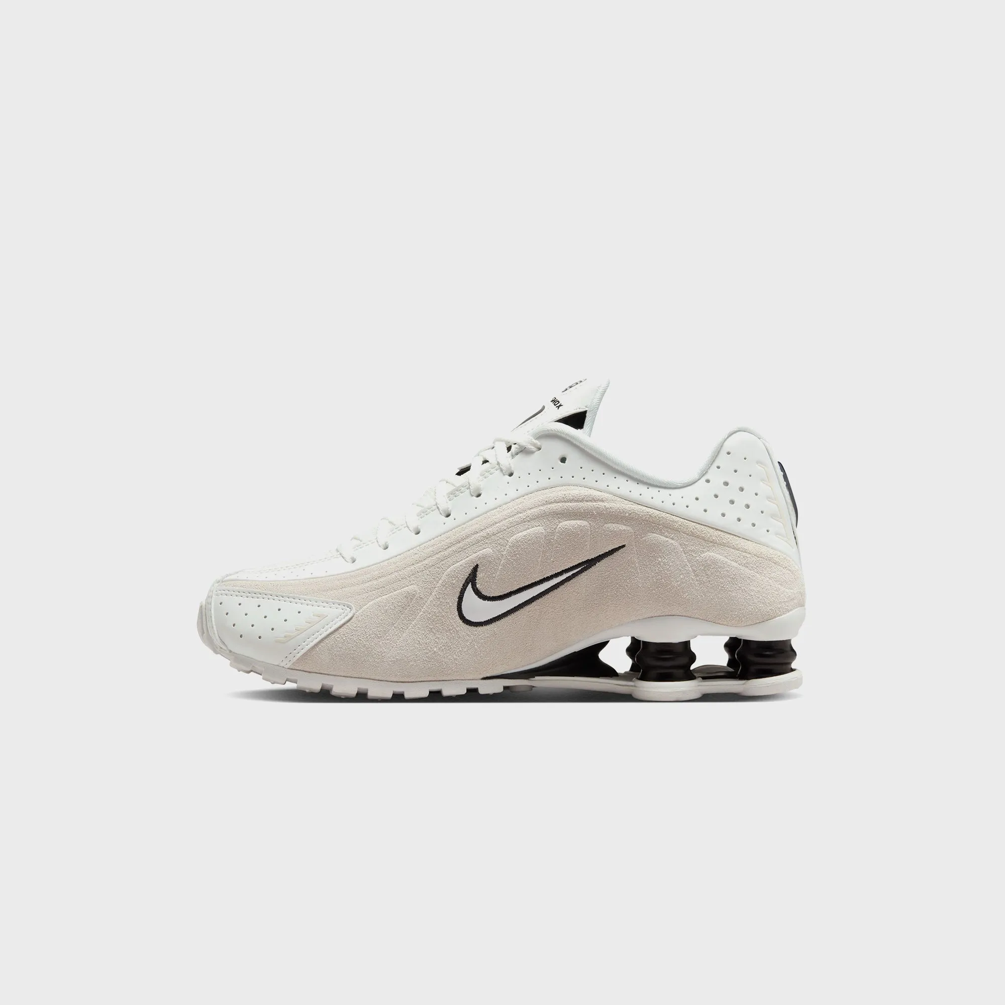 Boots-And-Heels Combo Faithful Design Nike Wmns Shox R4 - Summit White / Black / Light Orewood Brown