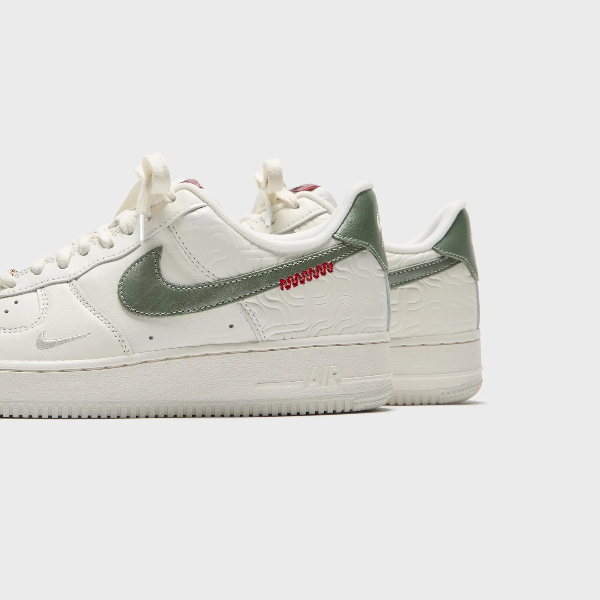 Stone Nike Air Force 1 Low -  Sail / Jade Horizon / Light Bone / University Red / Metallic Gold
