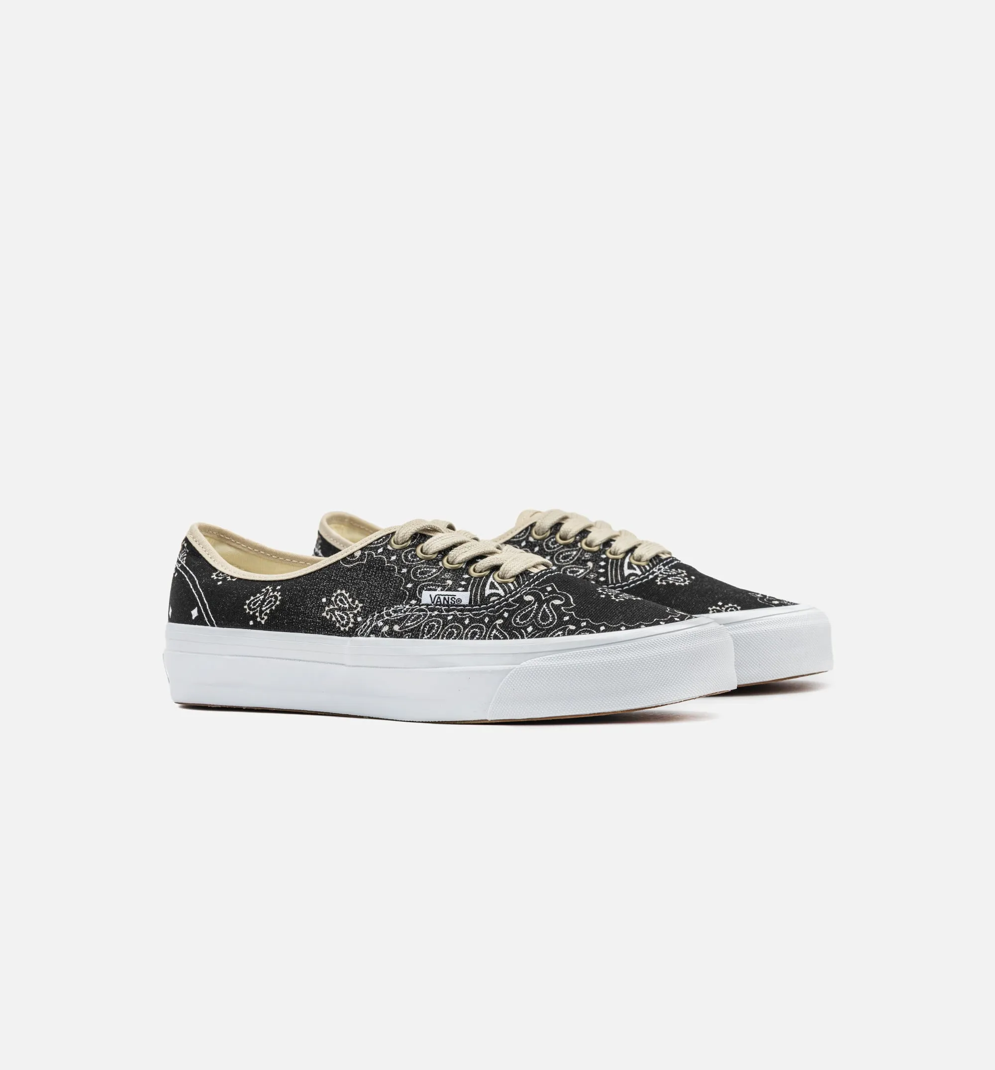 Authentic 44 Lx Faded Paisley Mens Lifestyle Shoe - Black/White Chemical Resistant Easy Slip Design