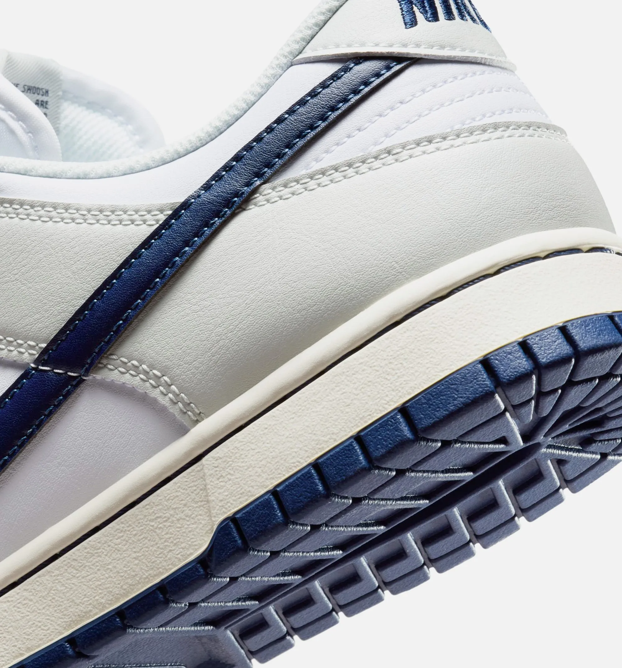 Energy Transfer Efficiency Dunk Low Mens Lifestyle Shoe - White/Midnight Navy/Photon Dust/Coconut Milk