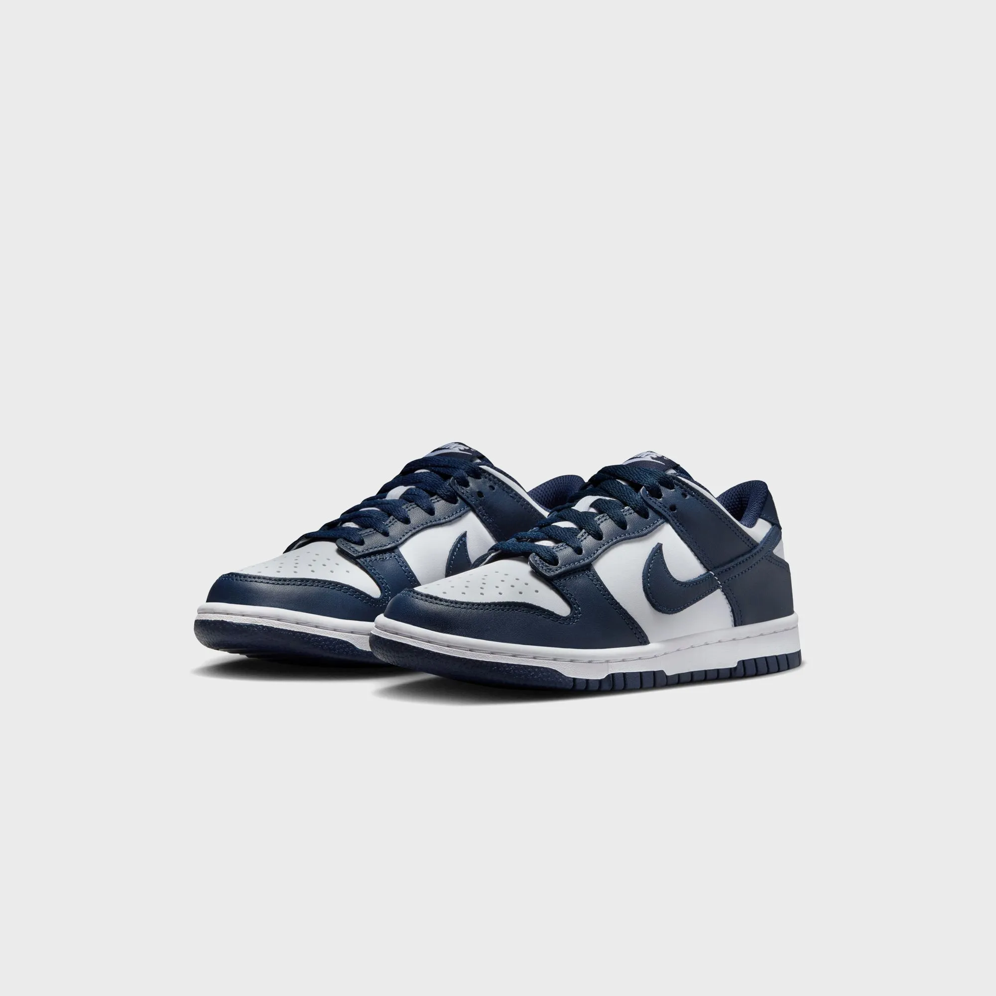 Quick Drying Technology Design Slip-Resistant Function Nike Gs Dunk Low - White / Midnight Navy