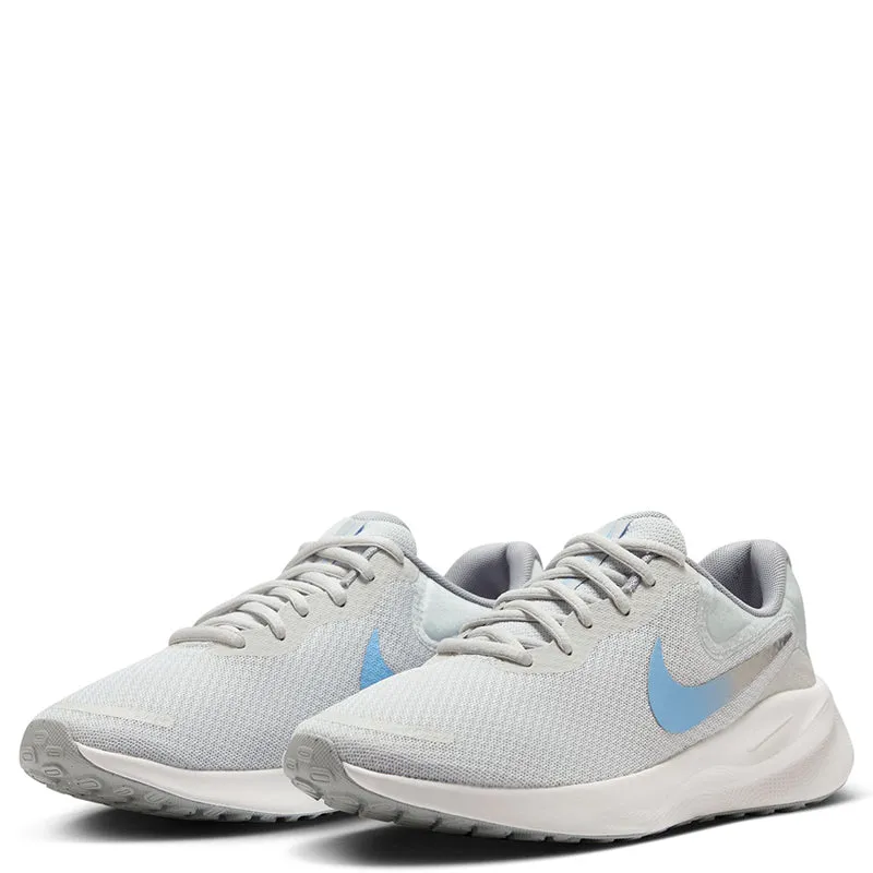 Nike Women'S Revolution 7 Flexible Midsole Technology