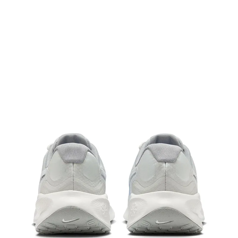 Nike Women'S Revolution 7 Flared Heel Comfortable System